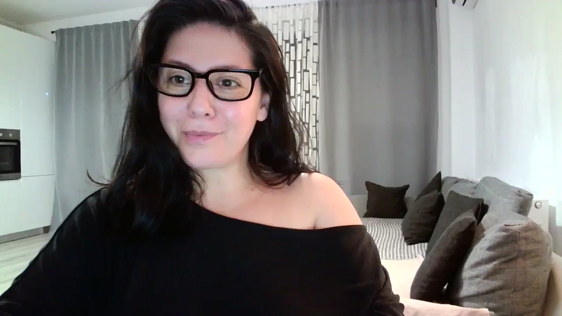 Gallery image thumbnail from SILKYWOMAN's myfreecams stream on, 06/04/2024, 18:55 image 19 of 20