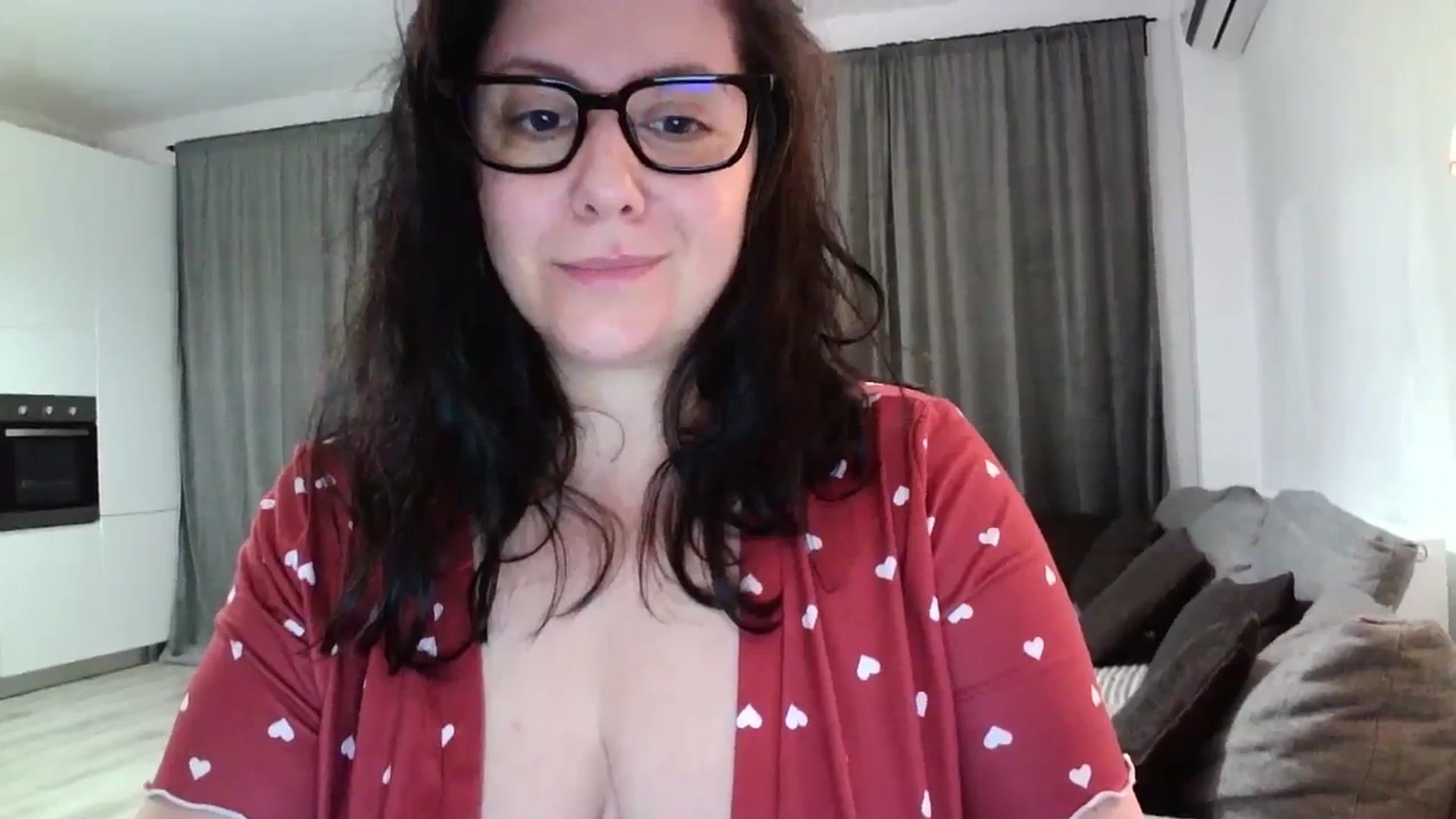 Gallery image thumbnail from SILKYWOMAN's myfreecams stream on, 06/08/2024, 19:05 image 13 of 20
