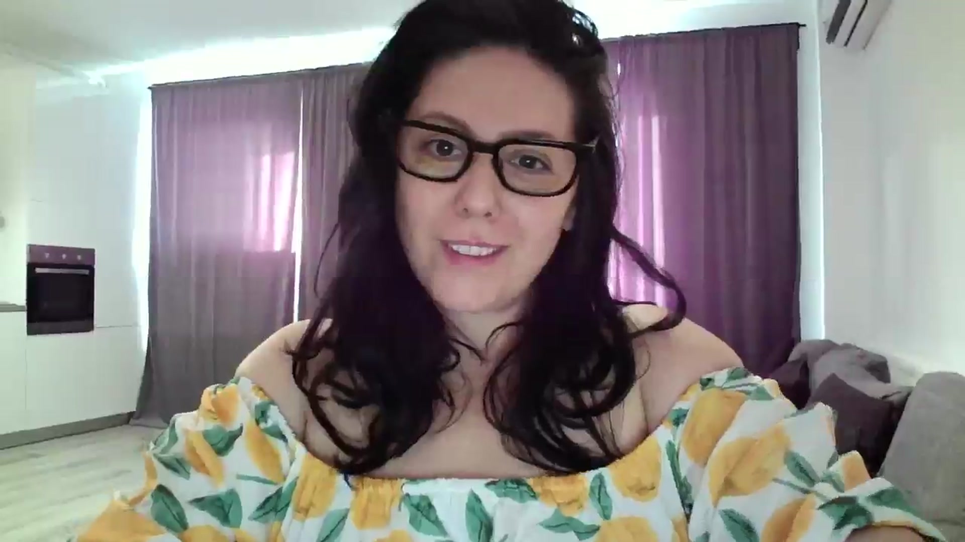 Gallery image thumbnail from SILKYWOMAN's myfreecams stream on, 06/10/2024, 16:26 image 3 of 20