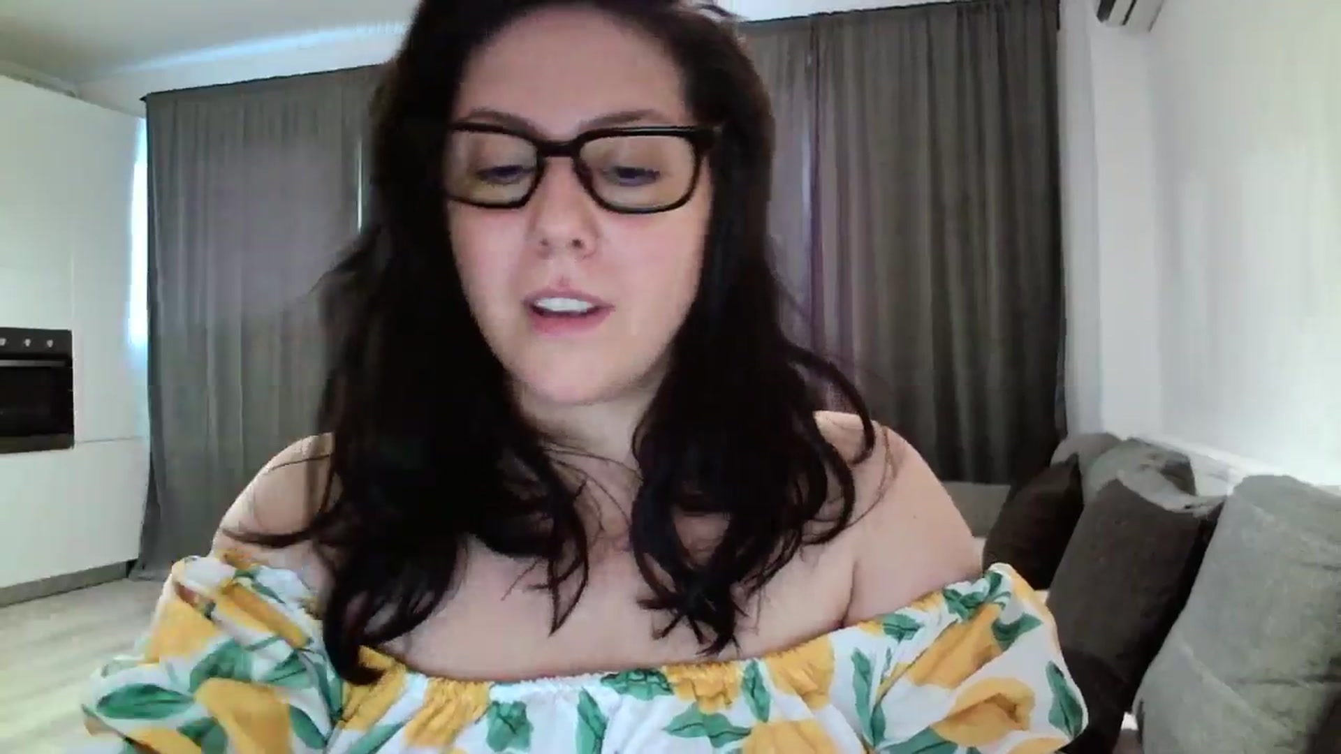Gallery image thumbnail from SILKYWOMAN's myfreecams stream on, 06/10/2024, 17:51 image 11 of 20