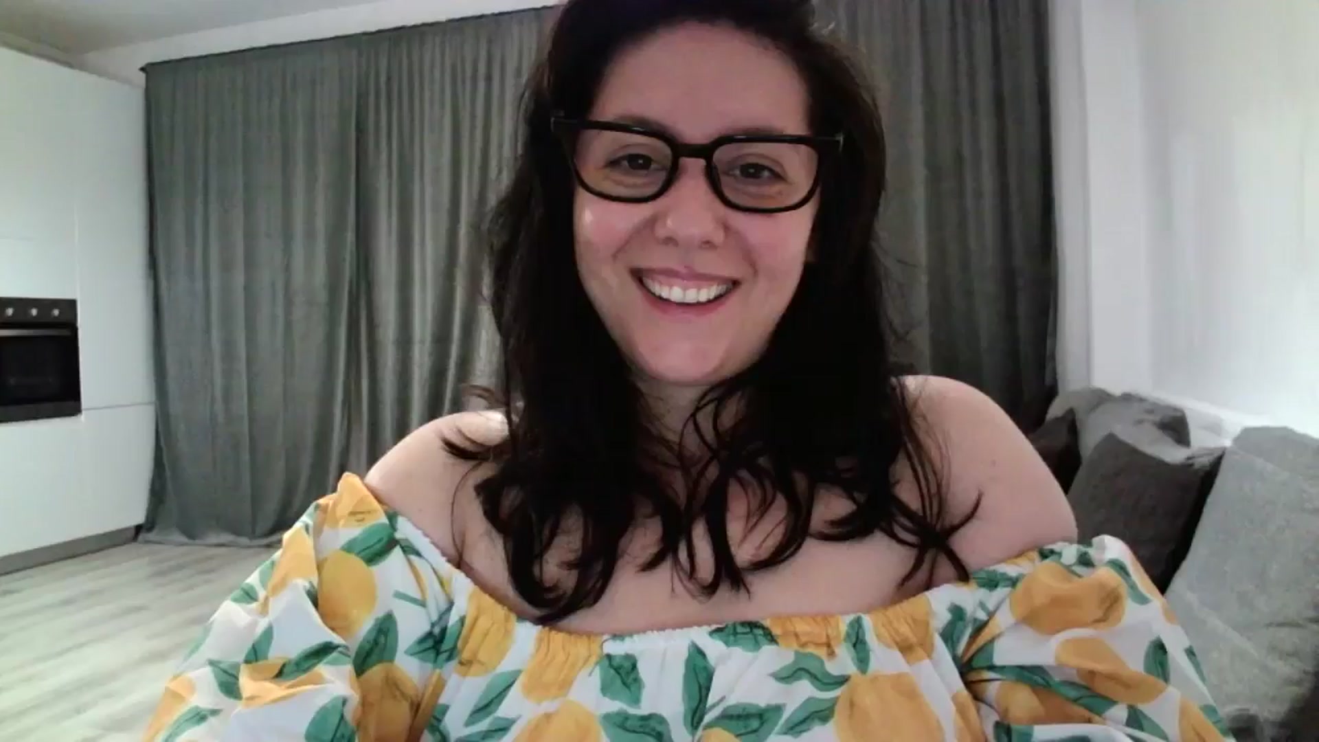 Gallery image thumbnail from SILKYWOMAN's myfreecams stream on, 06/10/2024, 19:27 image 15 of 20