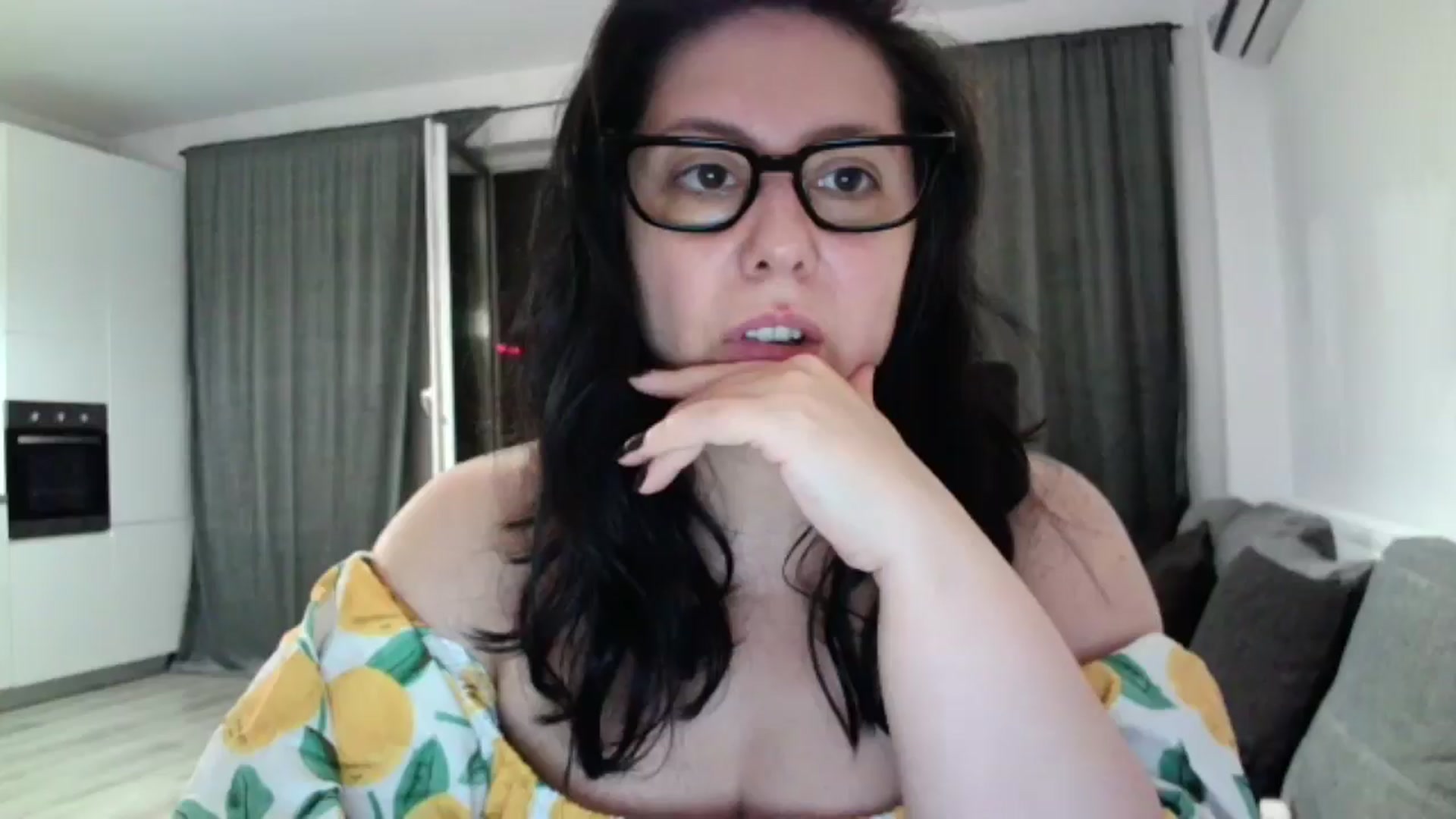 Gallery image thumbnail from SILKYWOMAN's myfreecams stream on, 06/10/2024, 19:27 image 20 of 20