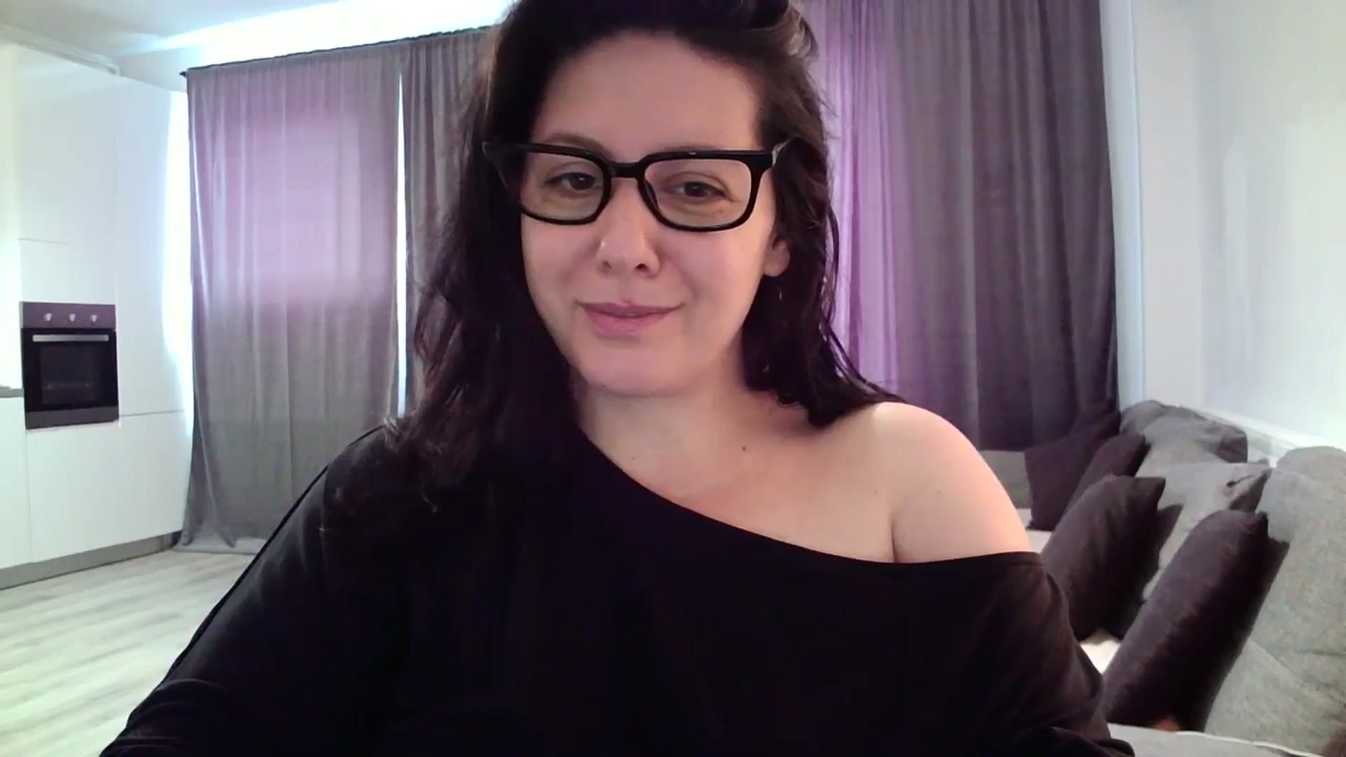 Gallery image thumbnail from SILKYWOMAN's myfreecams stream on, 06/12/2024, 11:36 image 7 of 20
