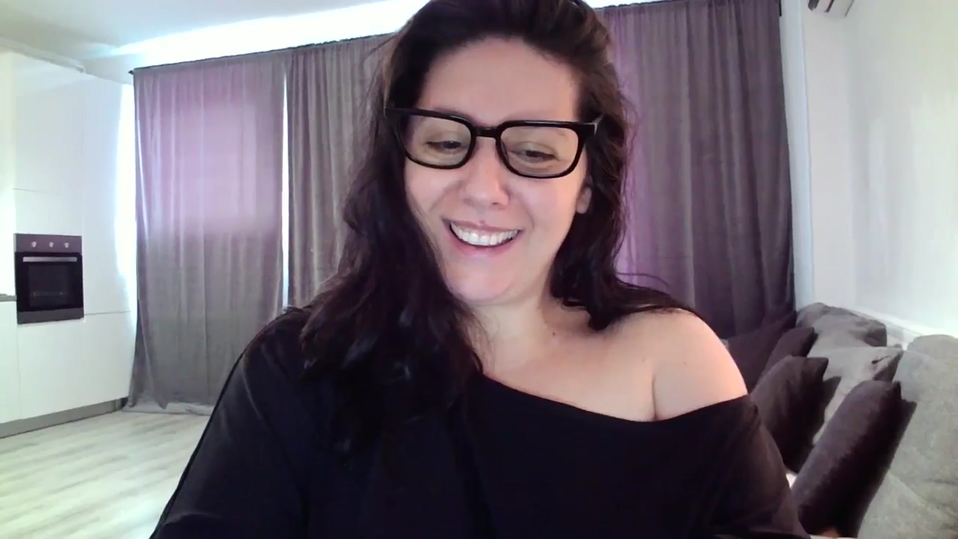 Gallery image thumbnail from SILKYWOMAN's myfreecams stream on, 06/12/2024, 11:36 image 5 of 20