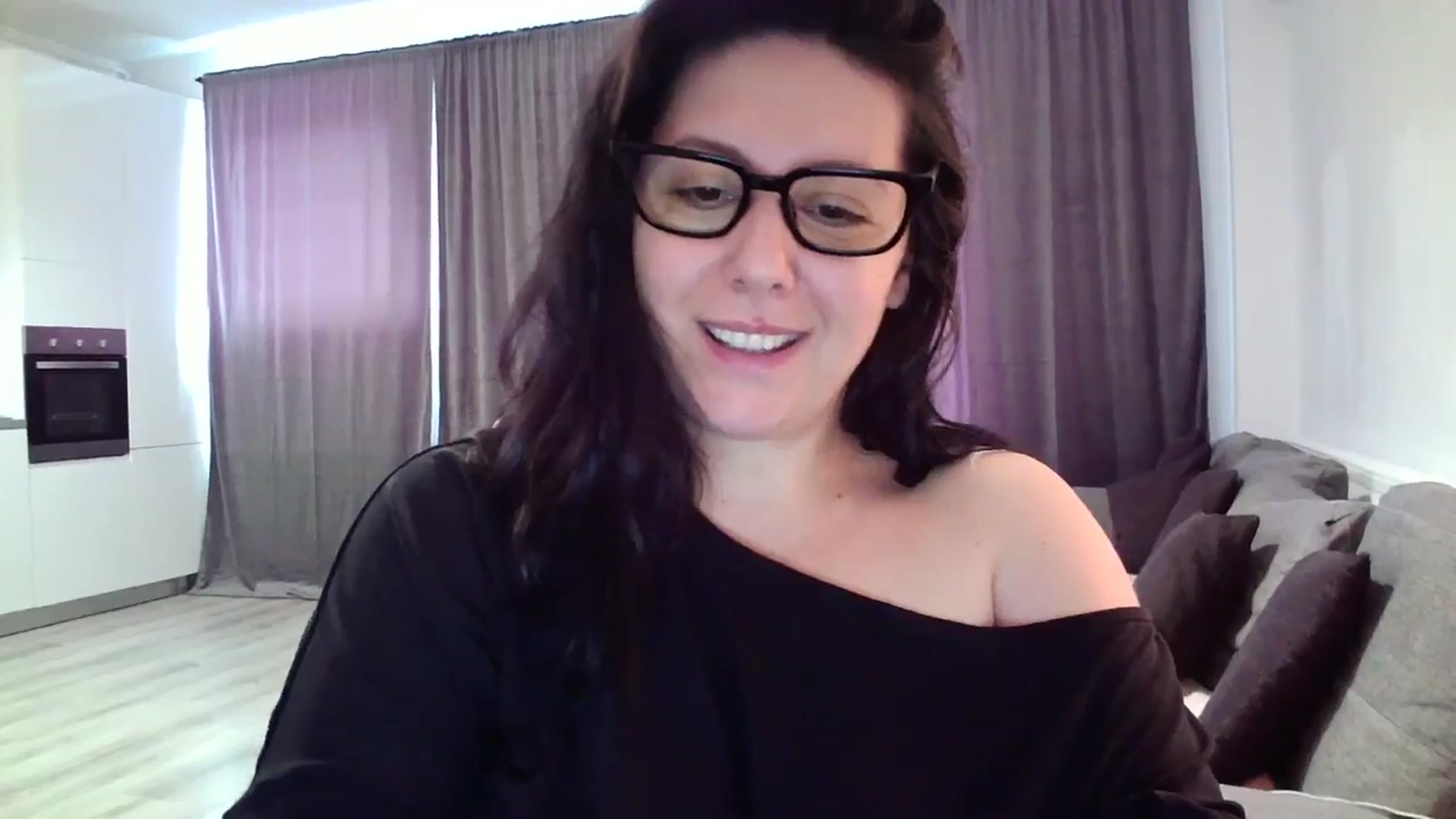 Gallery image thumbnail from SILKYWOMAN's myfreecams stream on, 06/12/2024, 11:36 image 8 of 20