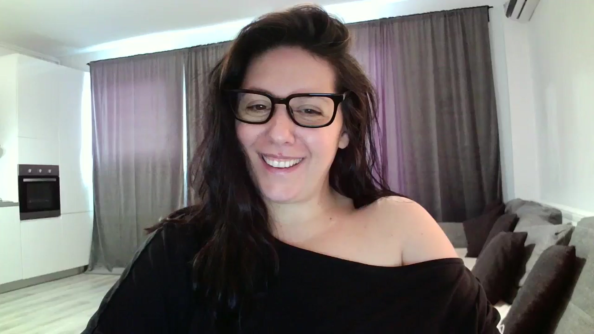 Gallery image thumbnail from SILKYWOMAN's myfreecams stream on, 06/12/2024, 11:36 image 18 of 20