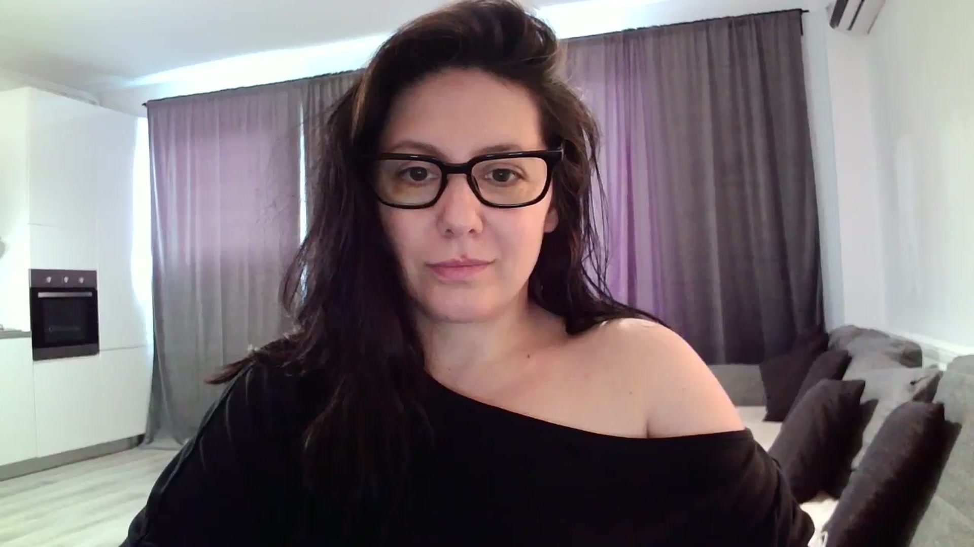 Gallery image thumbnail from SILKYWOMAN's myfreecams stream on, 06/12/2024, 11:36 image 17 of 20