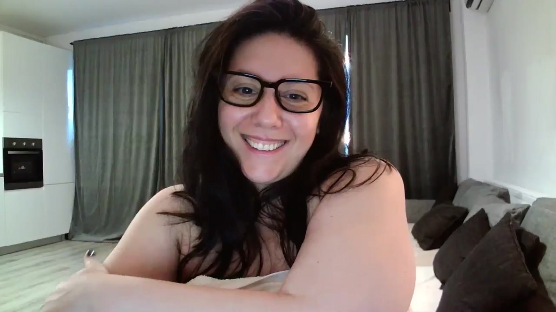 Gallery image thumbnail from SILKYWOMAN's myfreecams stream on, 06/14/2024, 17:58 image 19 of 20