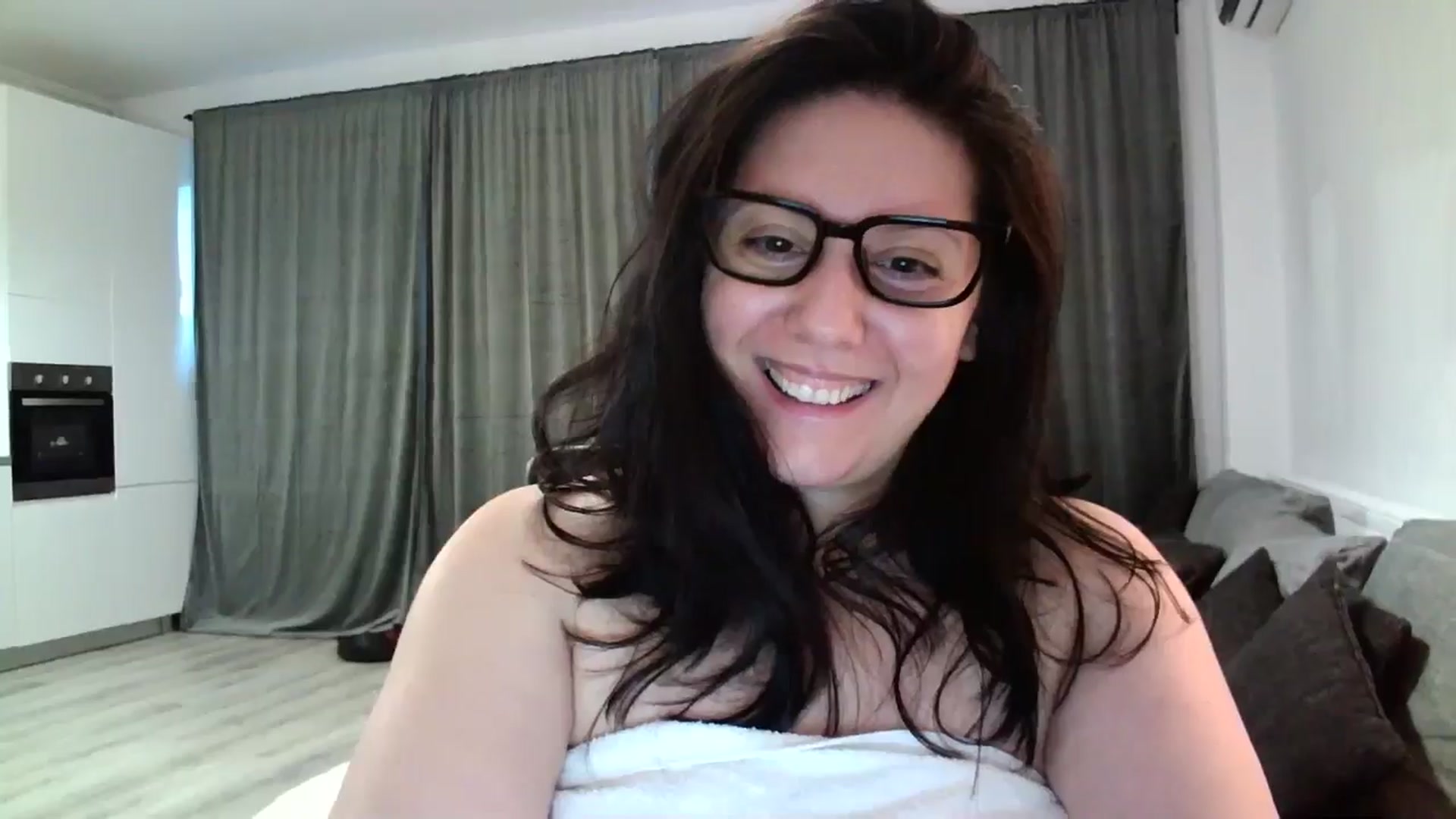 Gallery image thumbnail from SILKYWOMAN's myfreecams stream on, 06/14/2024, 17:58 image 20 of 20