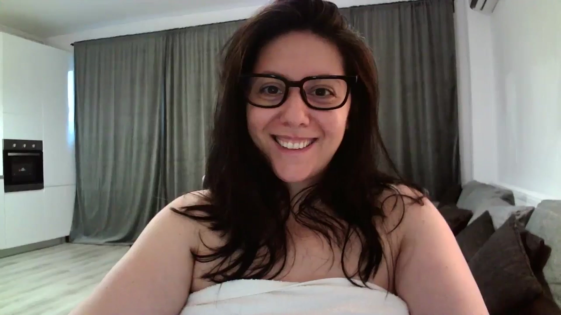 Gallery image thumbnail from SILKYWOMAN's myfreecams stream on, 06/14/2024, 17:58 image 17 of 20