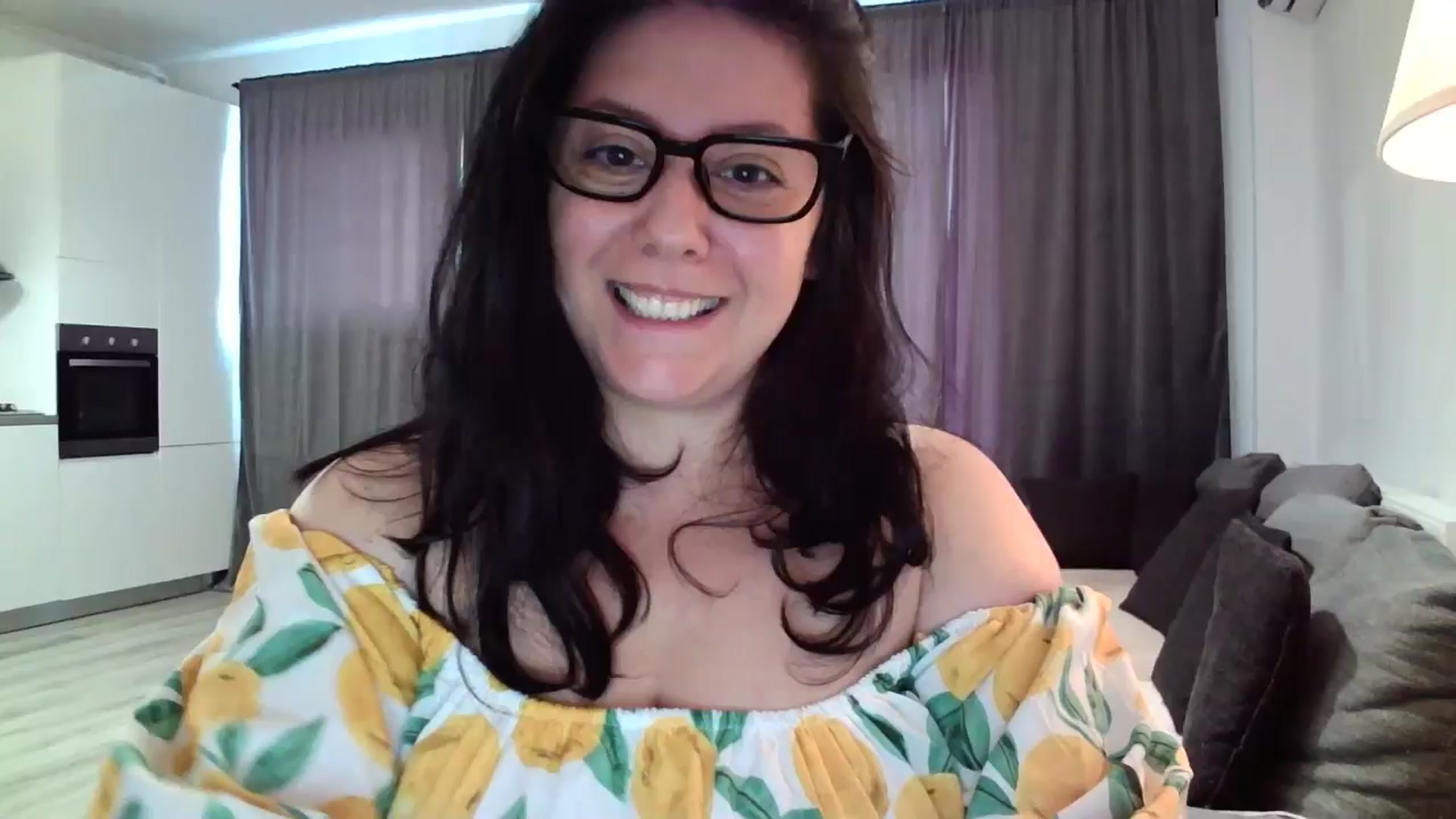 Gallery image thumbnail from SILKYWOMAN's myfreecams stream on, 06/17/2024, 17:38 image 1 of 20