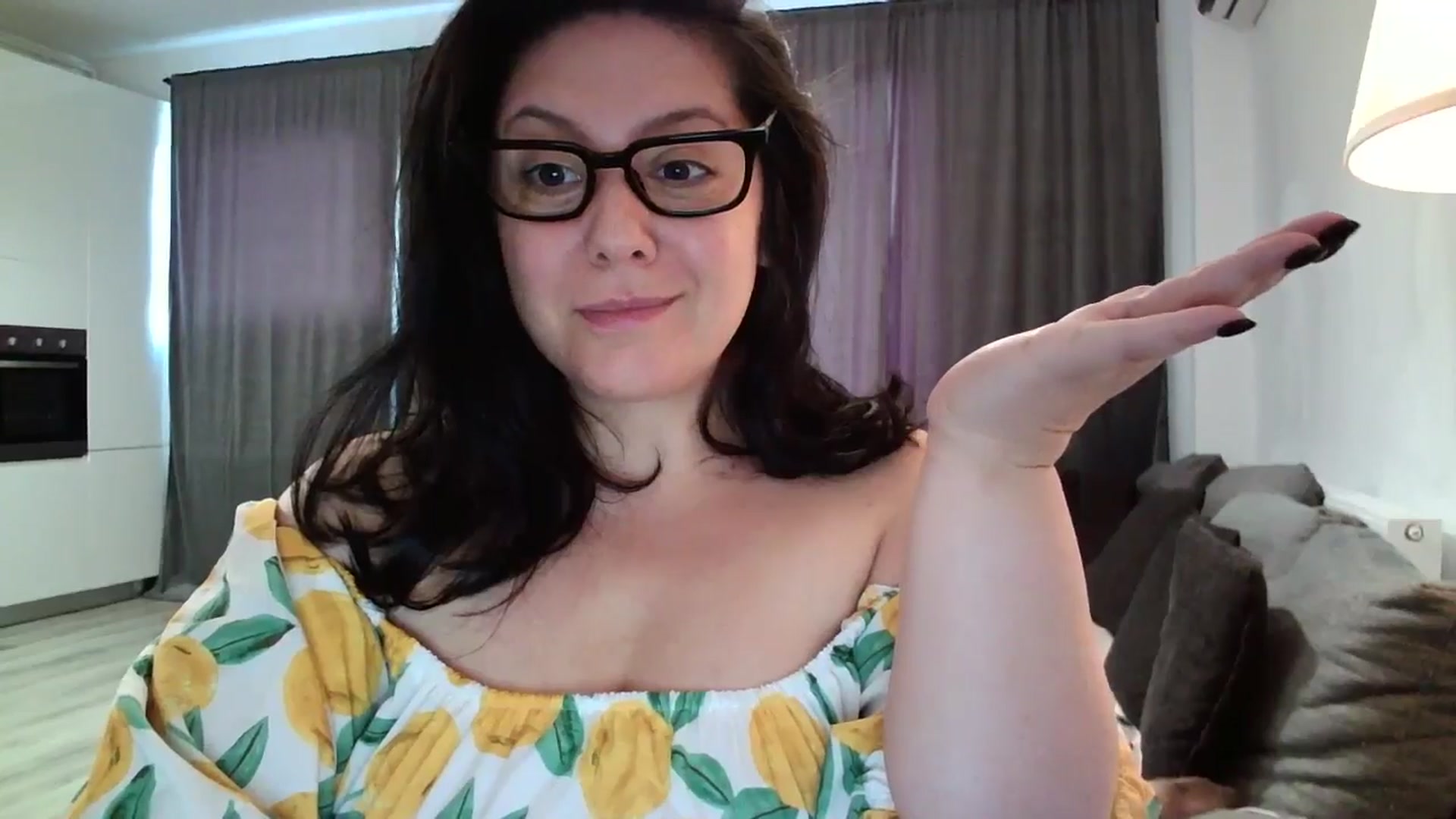 Gallery image thumbnail from SILKYWOMAN's myfreecams stream on, 06/17/2024, 17:38 image 5 of 20