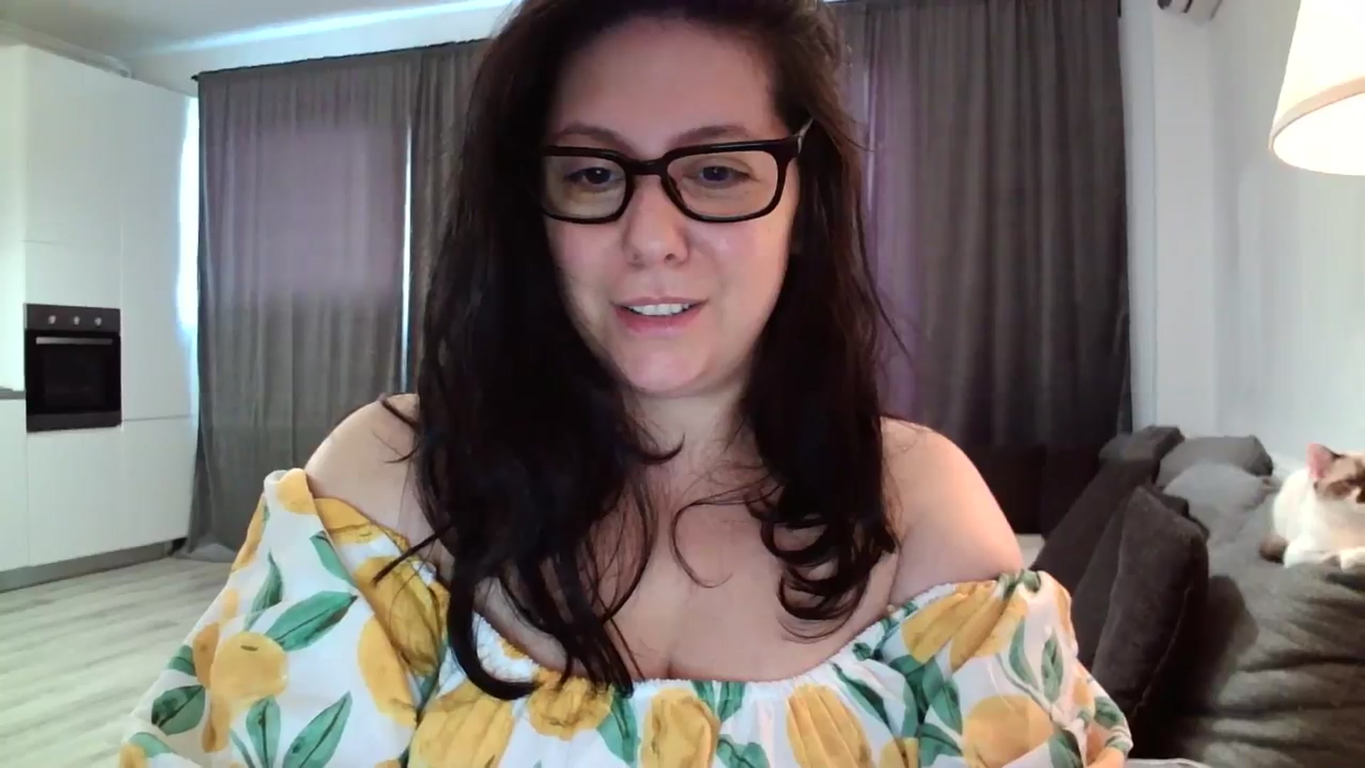 Gallery image thumbnail from SILKYWOMAN's myfreecams stream on, 06/17/2024, 17:38 image 3 of 20