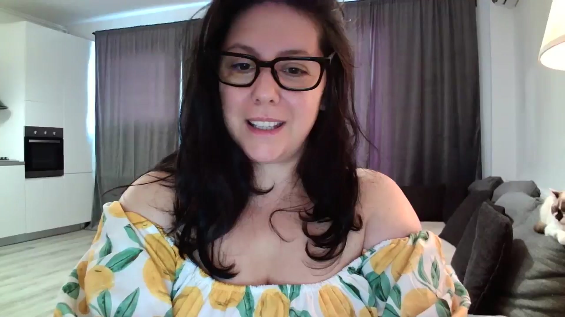 Gallery image thumbnail from SILKYWOMAN's myfreecams stream on, 06/17/2024, 17:38 image 4 of 20