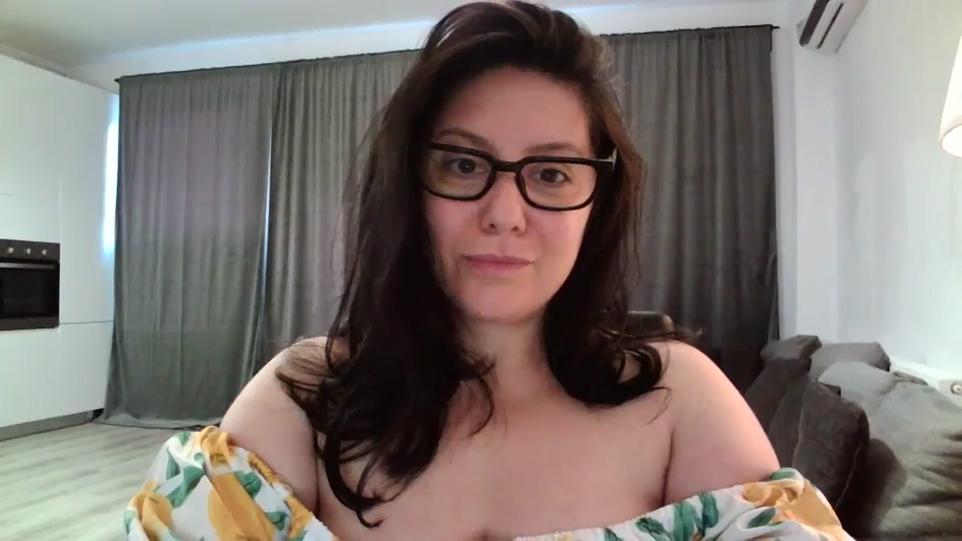 Gallery image thumbnail from SILKYWOMAN's myfreecams stream on, 06/17/2024, 17:38 image 20 of 20