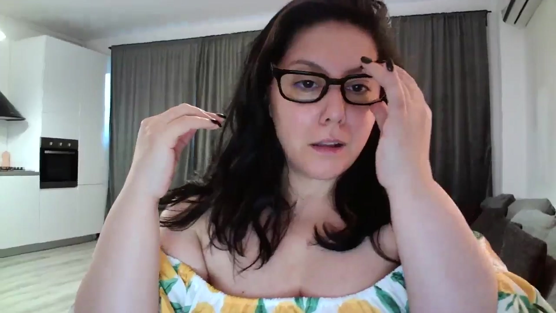 Gallery image thumbnail from SILKYWOMAN's myfreecams stream on, 06/17/2024, 18:07 image 3 of 20