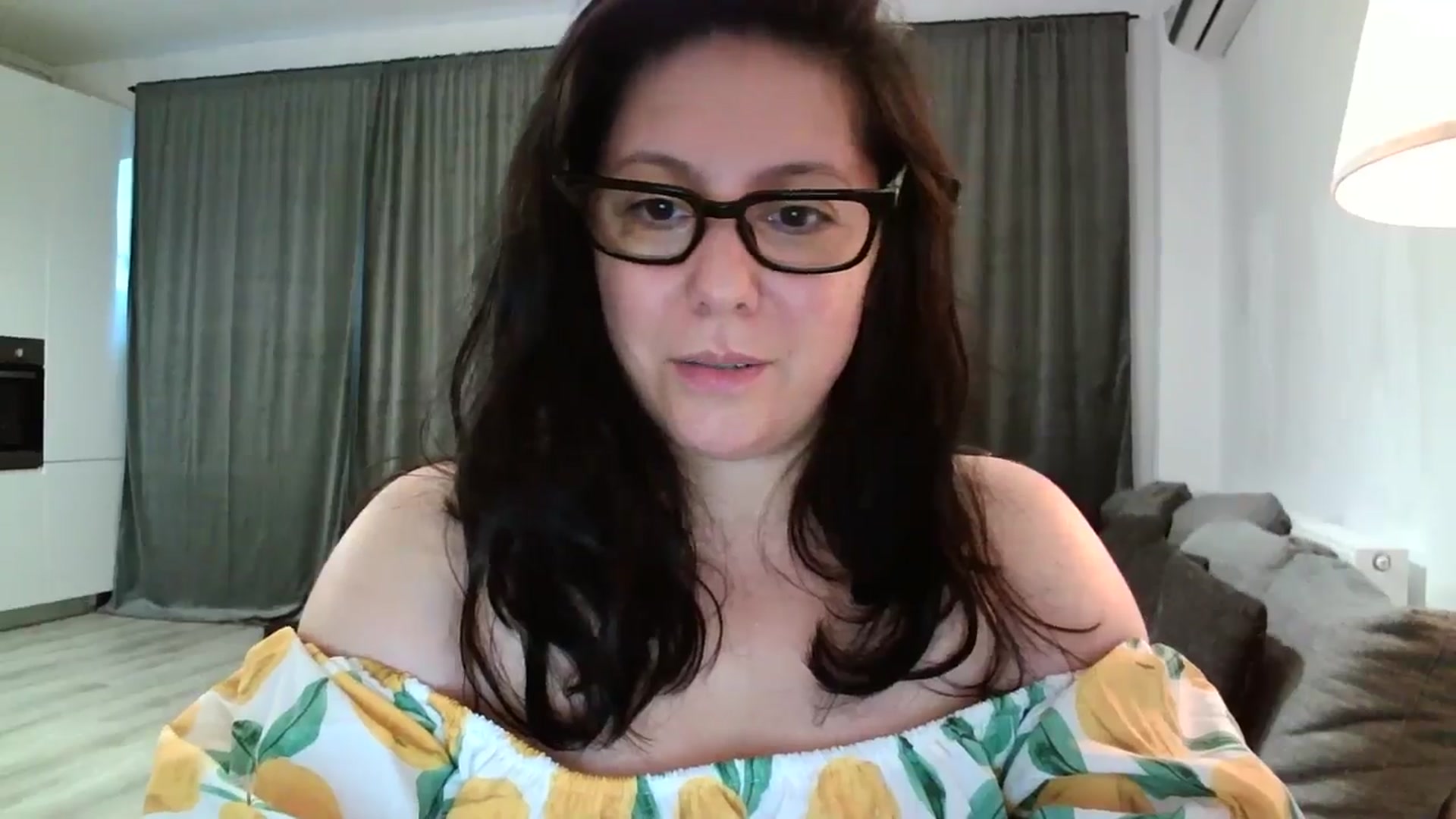 Gallery image thumbnail from SILKYWOMAN's myfreecams stream on, 06/17/2024, 18:07 image 13 of 20