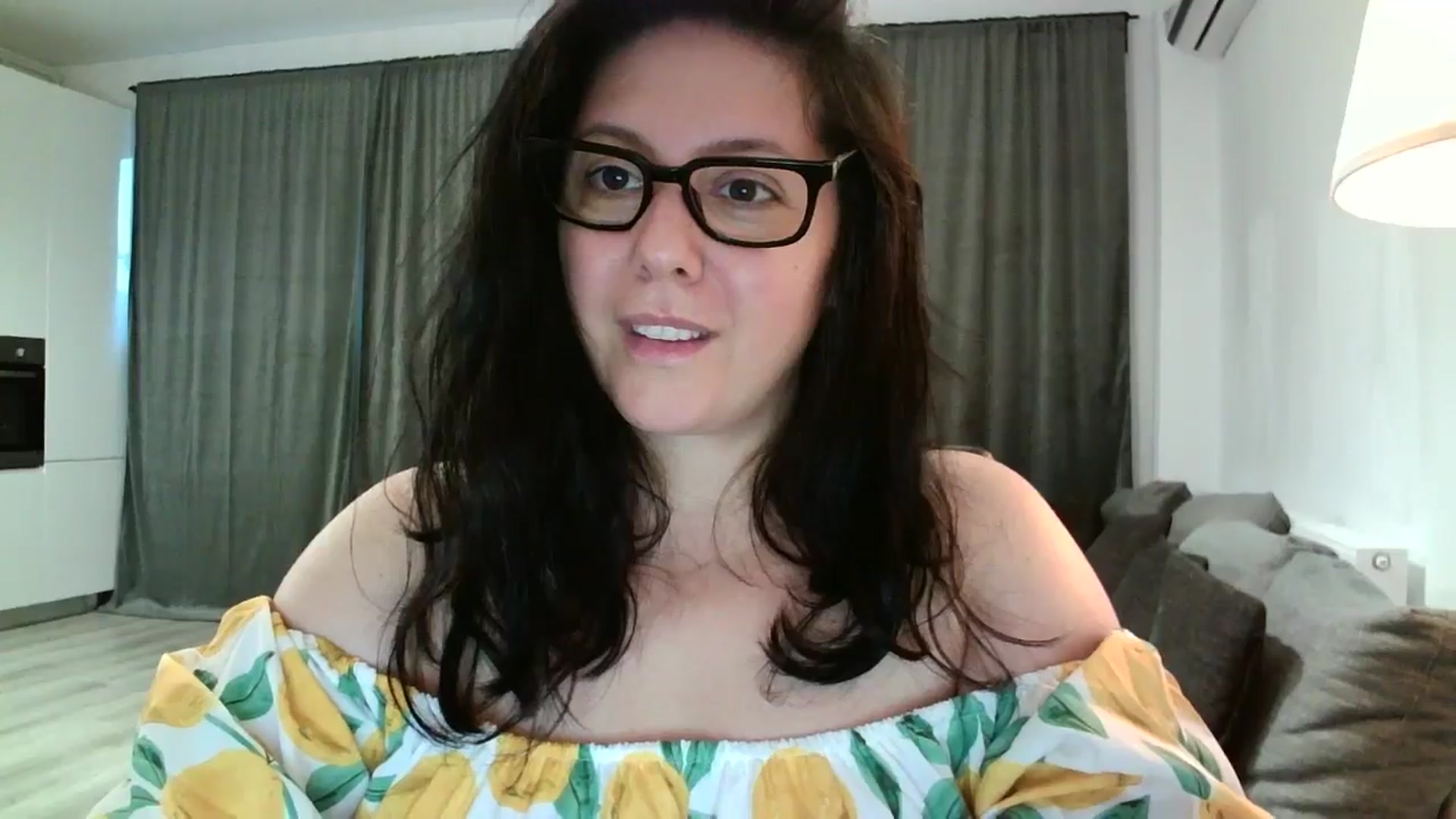 Gallery image thumbnail from SILKYWOMAN's myfreecams stream on, 06/17/2024, 18:07 image 17 of 20