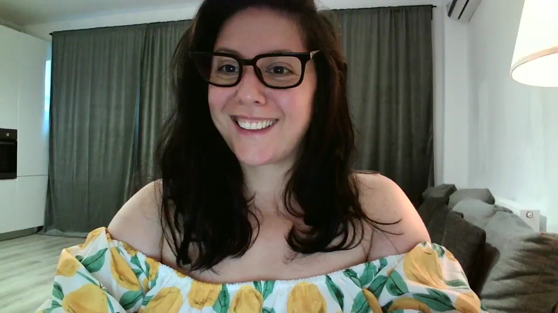 Gallery image thumbnail from SILKYWOMAN's myfreecams stream on, 06/17/2024, 18:07 image 8 of 20