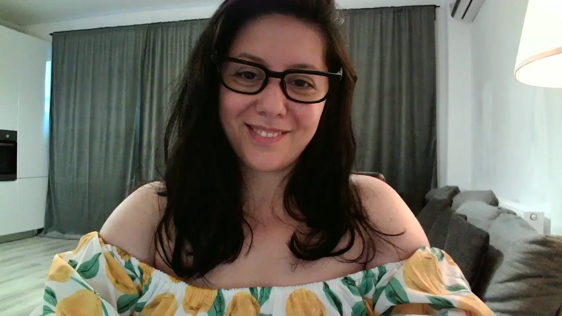 Gallery image thumbnail from SILKYWOMAN's myfreecams stream on, 06/17/2024, 18:07 image 12 of 20