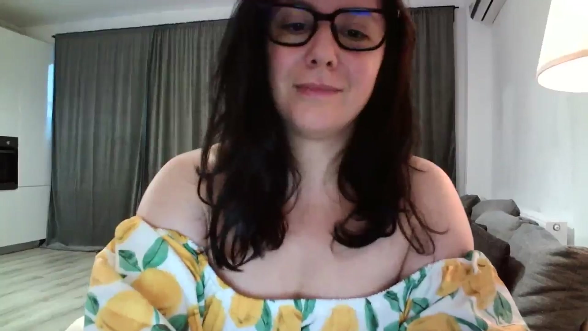 Gallery image thumbnail from SILKYWOMAN's myfreecams stream on, 06/17/2024, 18:07 image 20 of 20