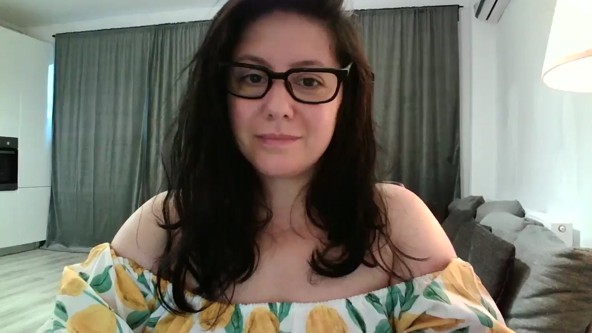 Gallery image thumbnail from SILKYWOMAN's myfreecams stream on, 06/17/2024, 18:07 image 16 of 20