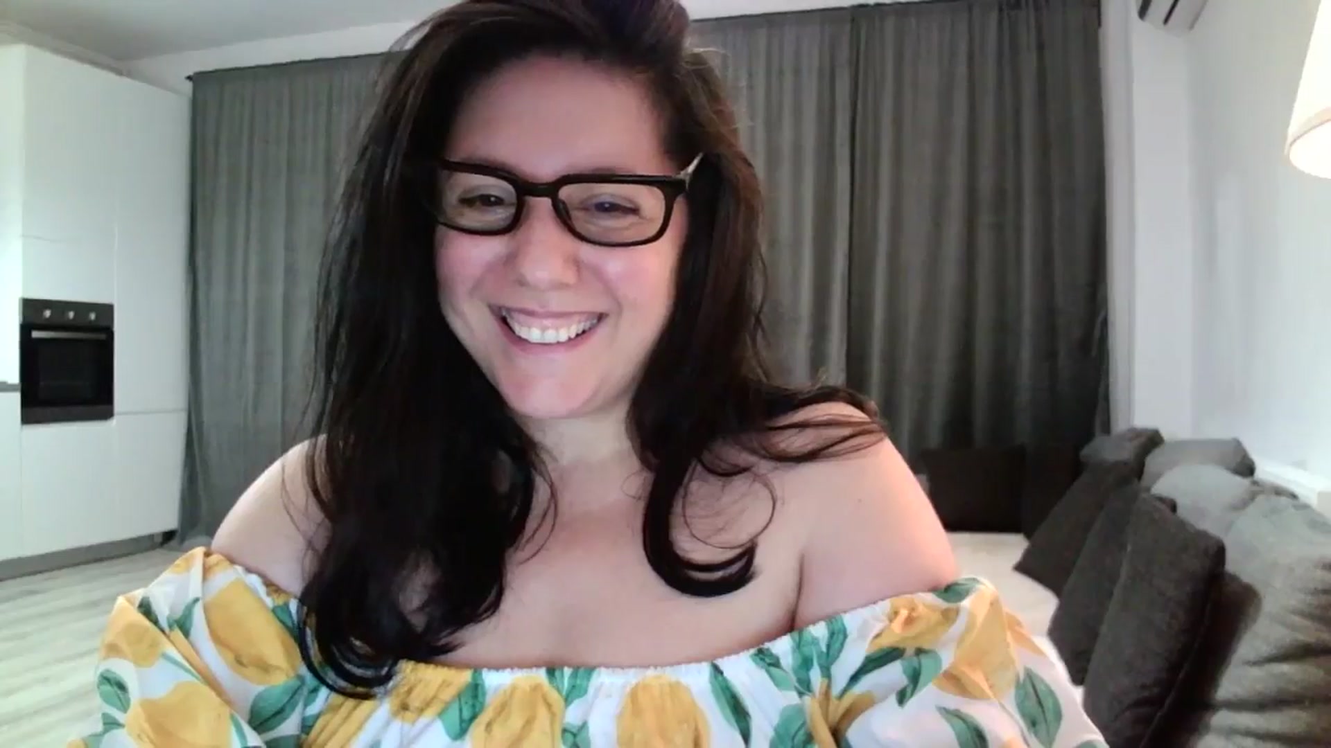 Gallery image thumbnail from SILKYWOMAN's myfreecams stream on, 06/17/2024, 19:07 image 19 of 20