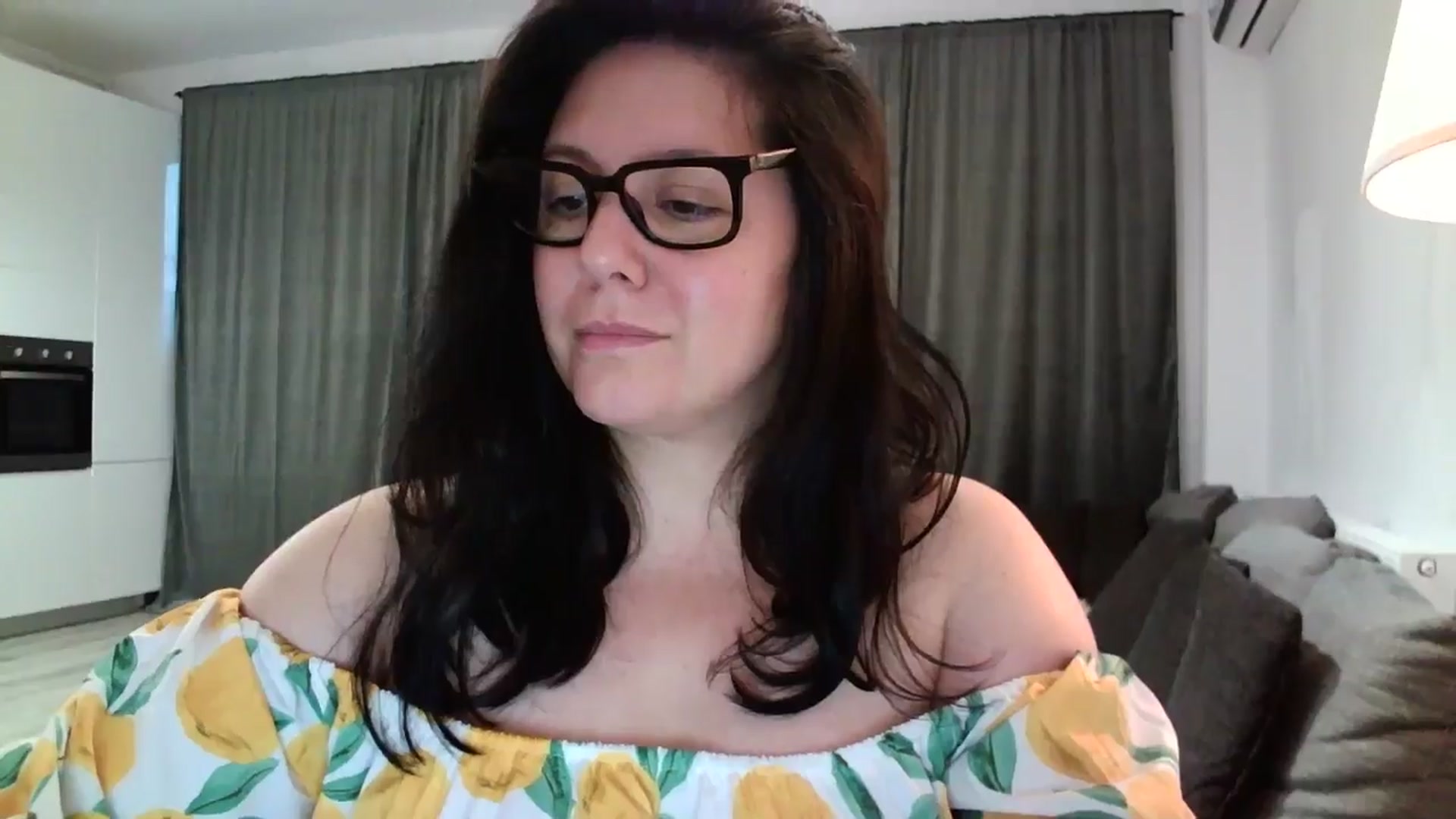 Gallery image thumbnail from SILKYWOMAN's myfreecams stream on, 06/17/2024, 19:07 image 2 of 20