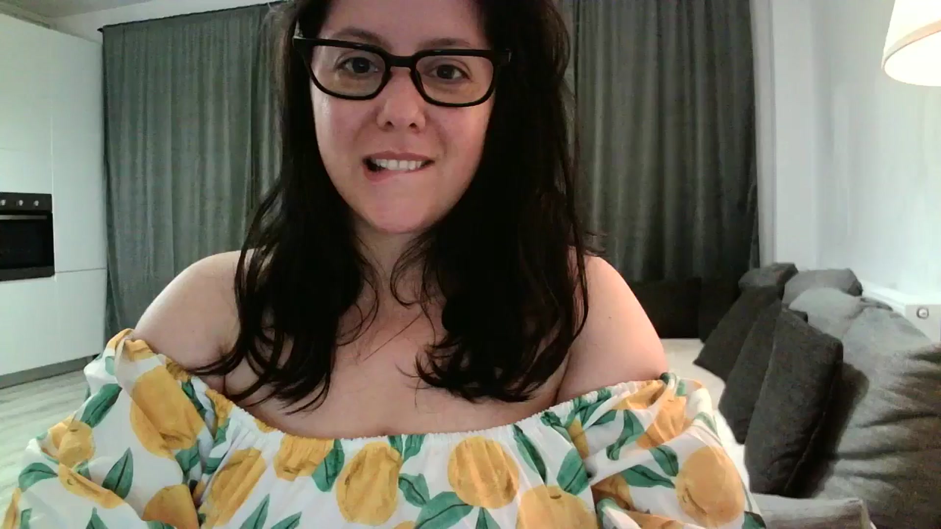 Gallery image thumbnail from SILKYWOMAN's myfreecams stream on, 06/17/2024, 19:07 image 20 of 20