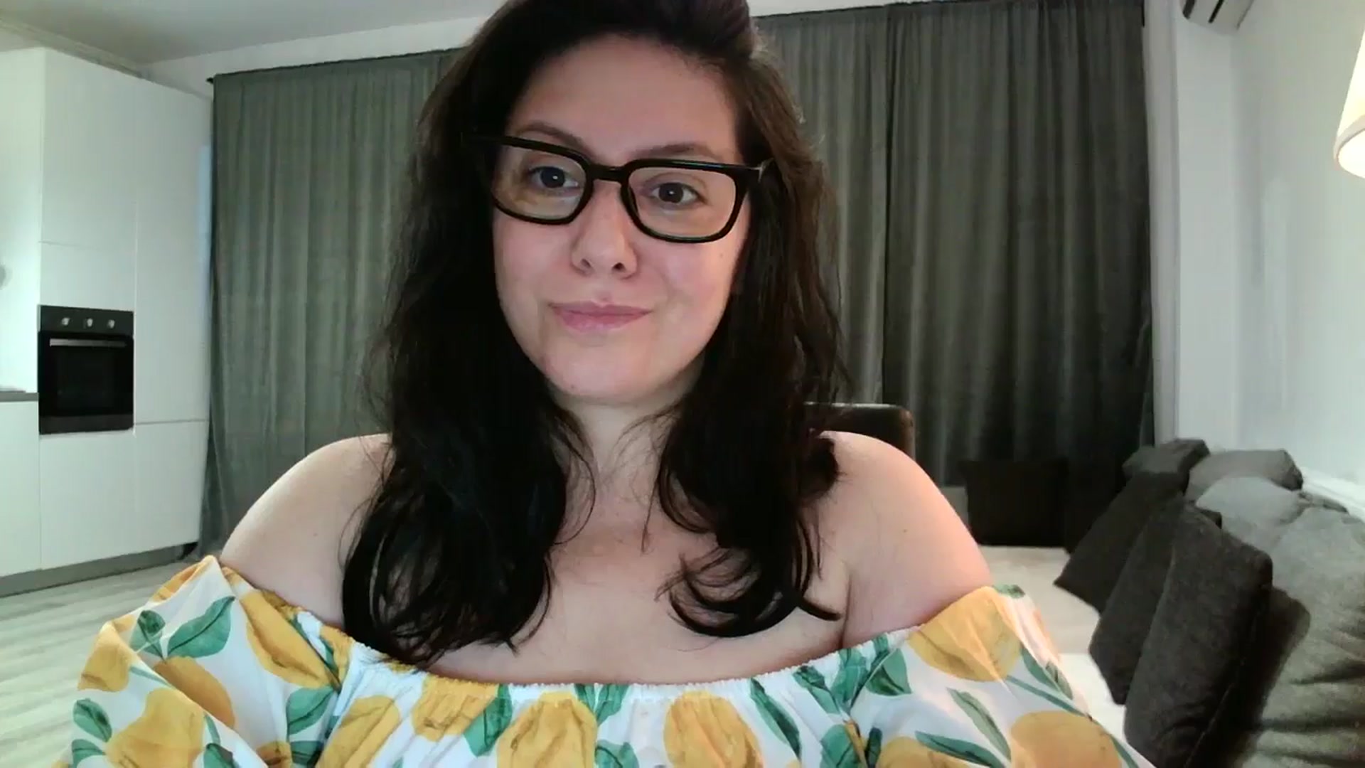 Gallery image thumbnail from SILKYWOMAN's myfreecams stream on, 06/17/2024, 19:07 image 6 of 20