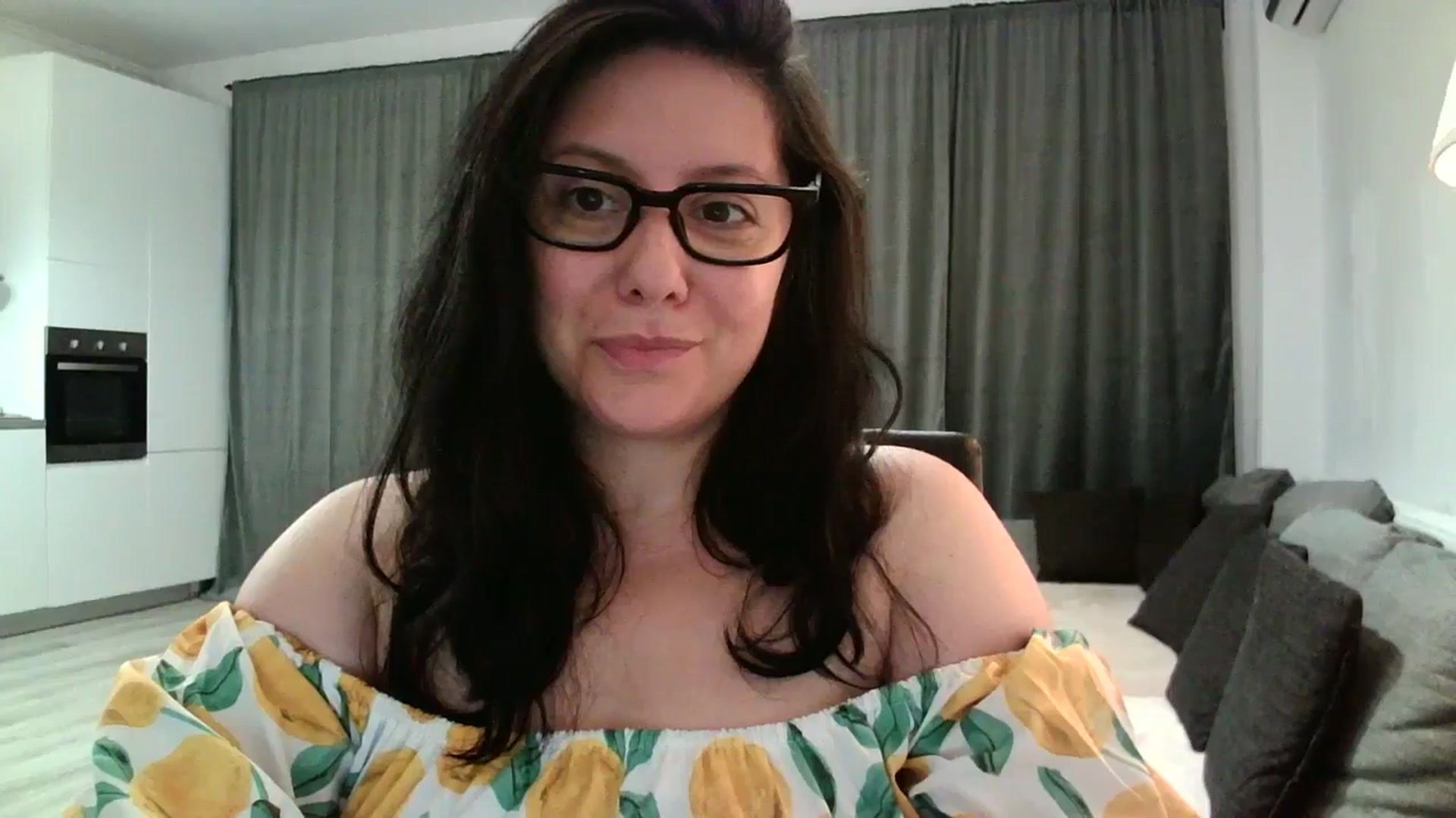 Gallery image thumbnail from SILKYWOMAN's myfreecams stream on, 06/17/2024, 19:07 image 9 of 20