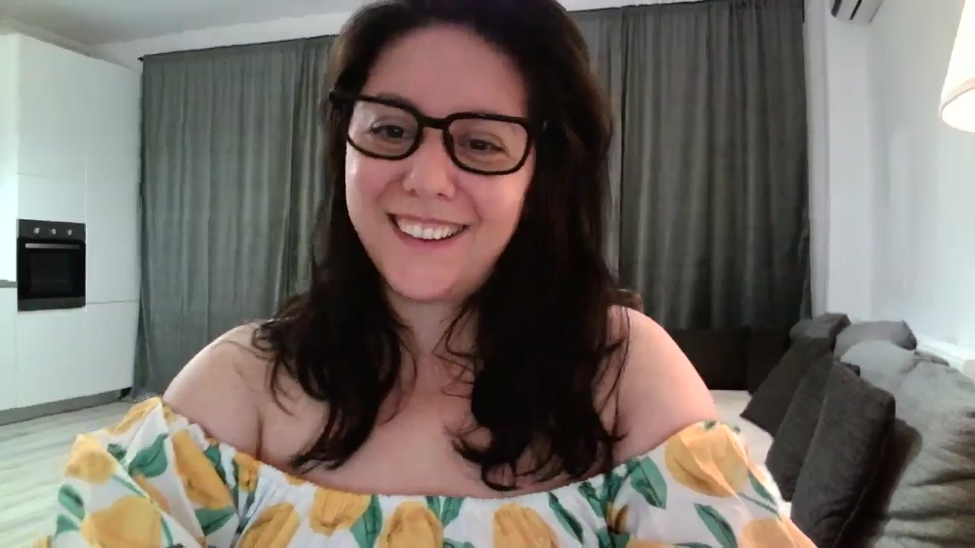 Gallery image thumbnail from SILKYWOMAN's myfreecams stream on, 06/17/2024, 19:07 image 16 of 20