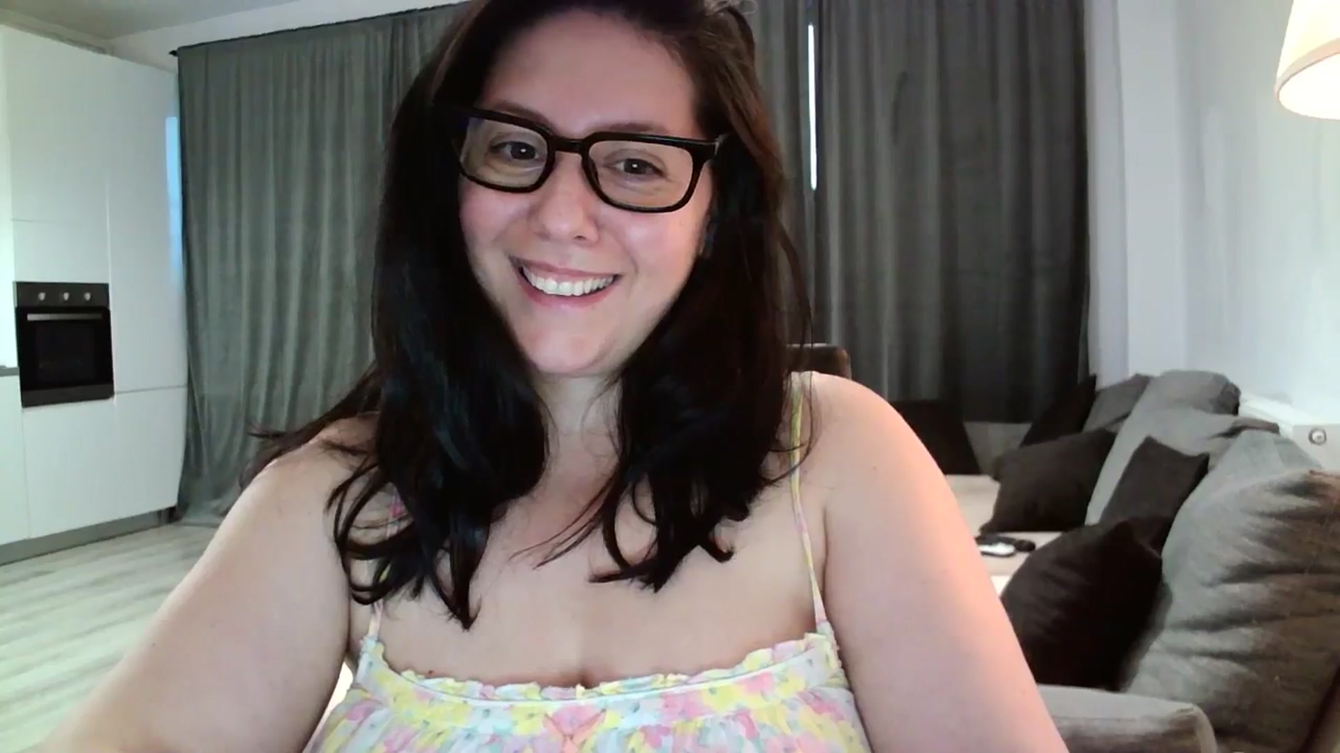 Gallery image thumbnail from SILKYWOMAN's myfreecams stream on, 06/21/2024, 18:31 image 9 of 20