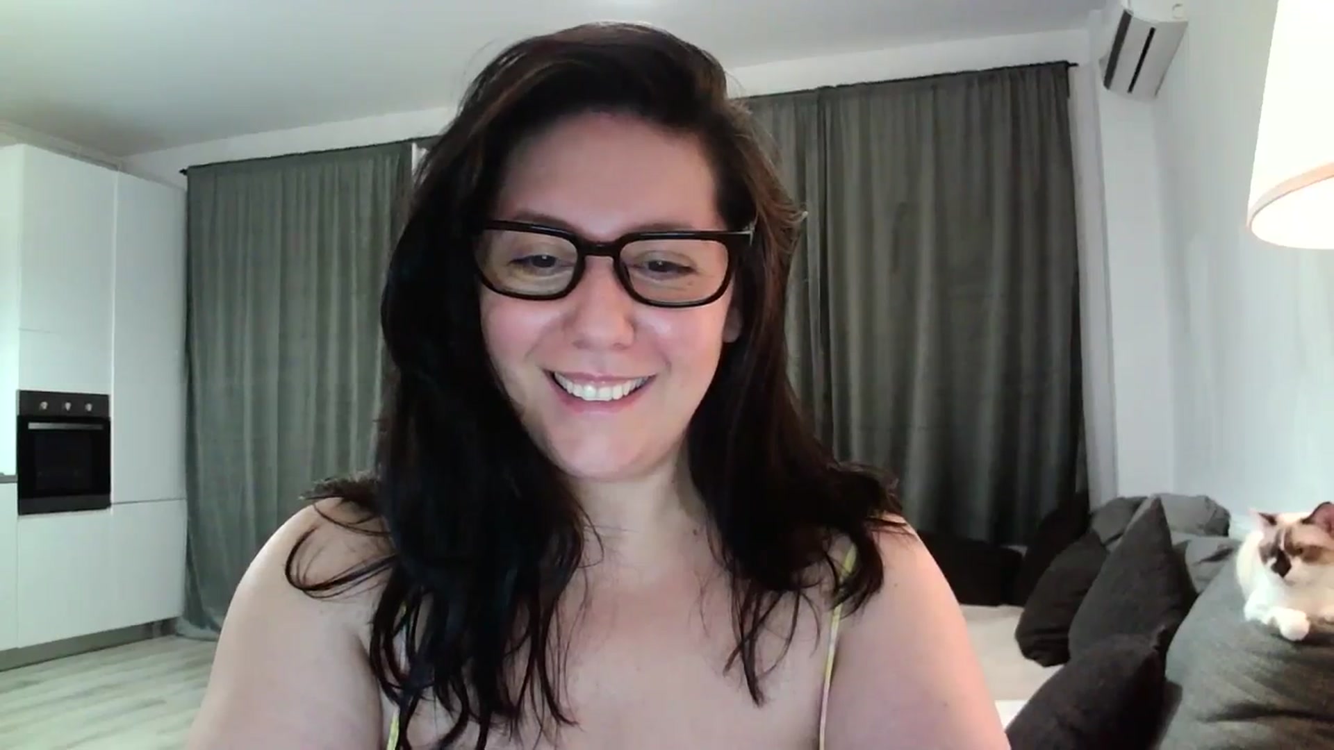 Gallery image thumbnail from SILKYWOMAN's myfreecams stream on, 06/22/2024, 20:20 image 13 of 20