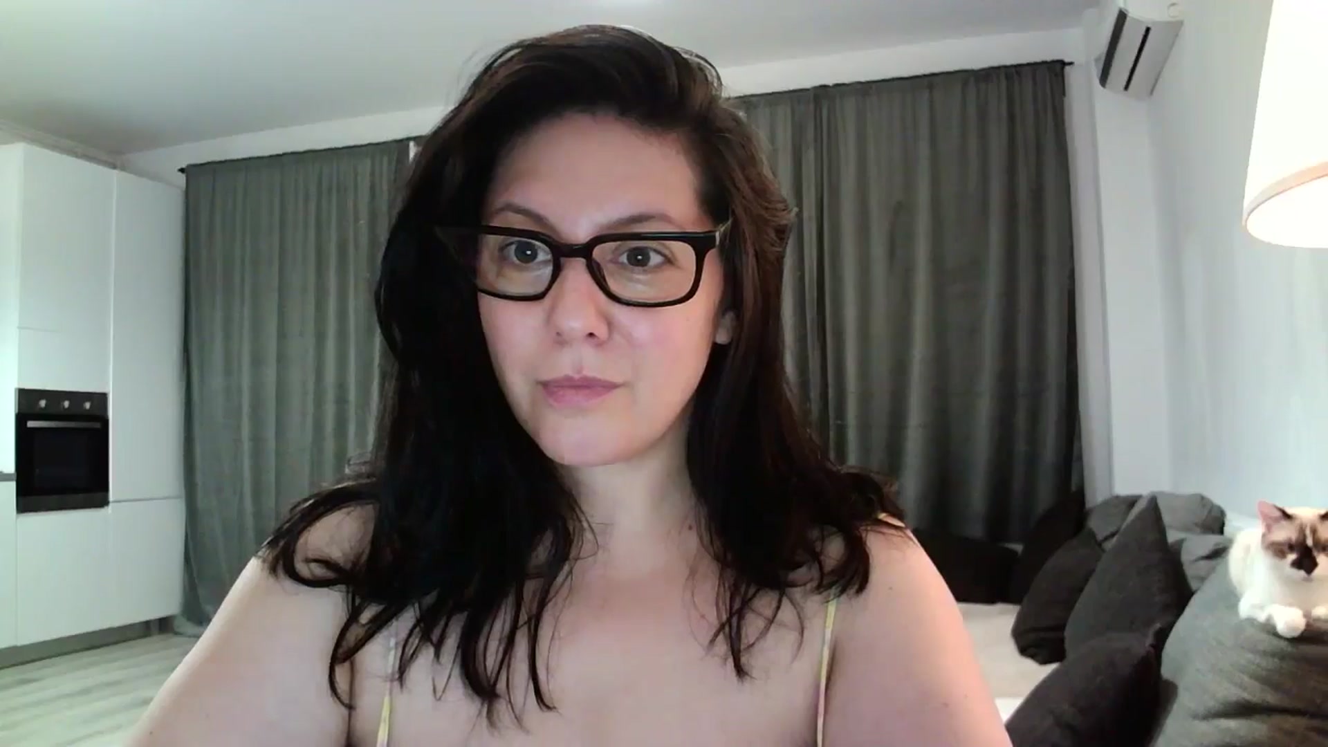 Gallery image thumbnail from SILKYWOMAN's myfreecams stream on, 06/22/2024, 20:20 image 12 of 20