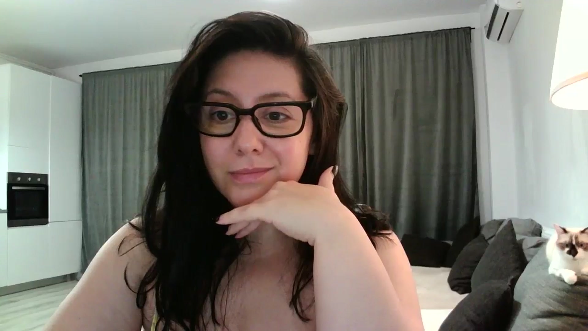 Gallery image thumbnail from SILKYWOMAN's myfreecams stream on, 06/22/2024, 20:20 image 17 of 20