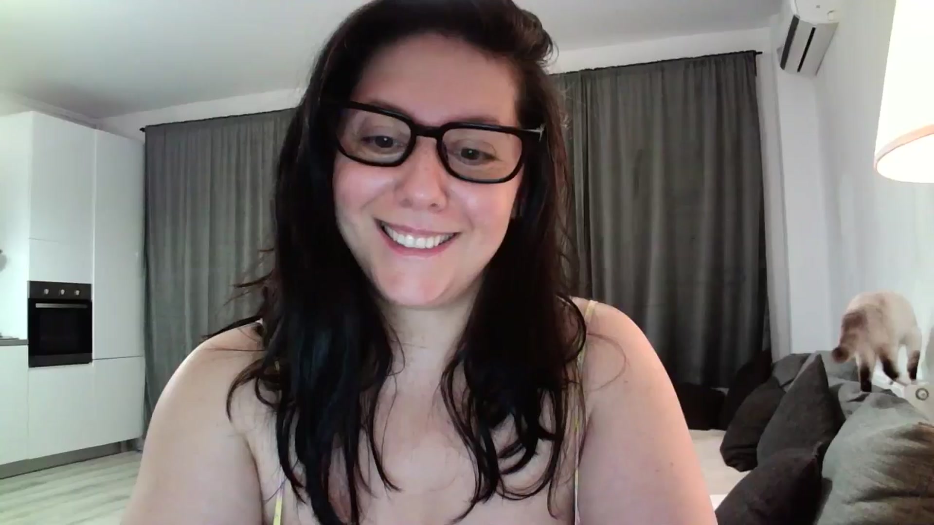 Gallery image thumbnail from SILKYWOMAN's myfreecams stream on, 06/22/2024, 20:20 image 1 of 20