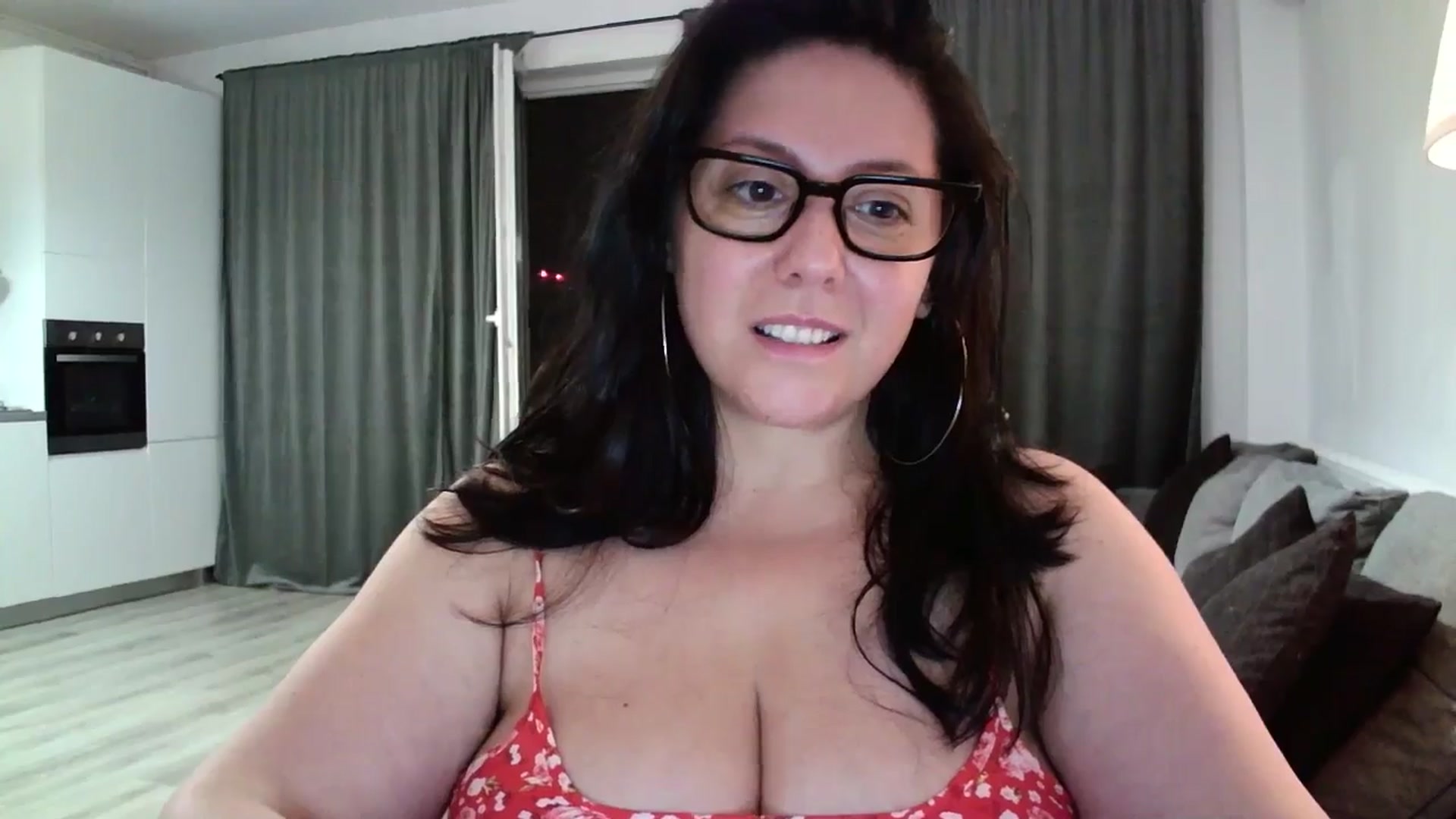 Gallery image thumbnail from SILKYWOMAN's myfreecams stream on, 08/01/2024, 20:22 image 18 of 20