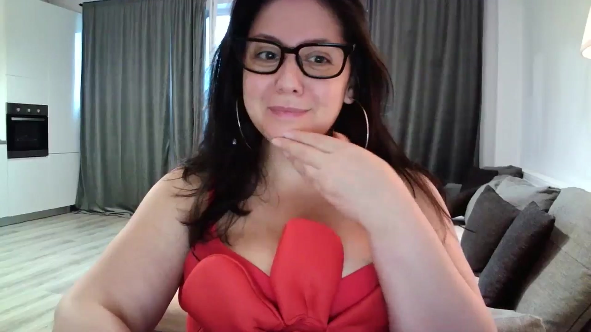 Gallery image thumbnail from SILKYWOMAN's myfreecams stream on, 08/04/2024, 17:36 image 9 of 20