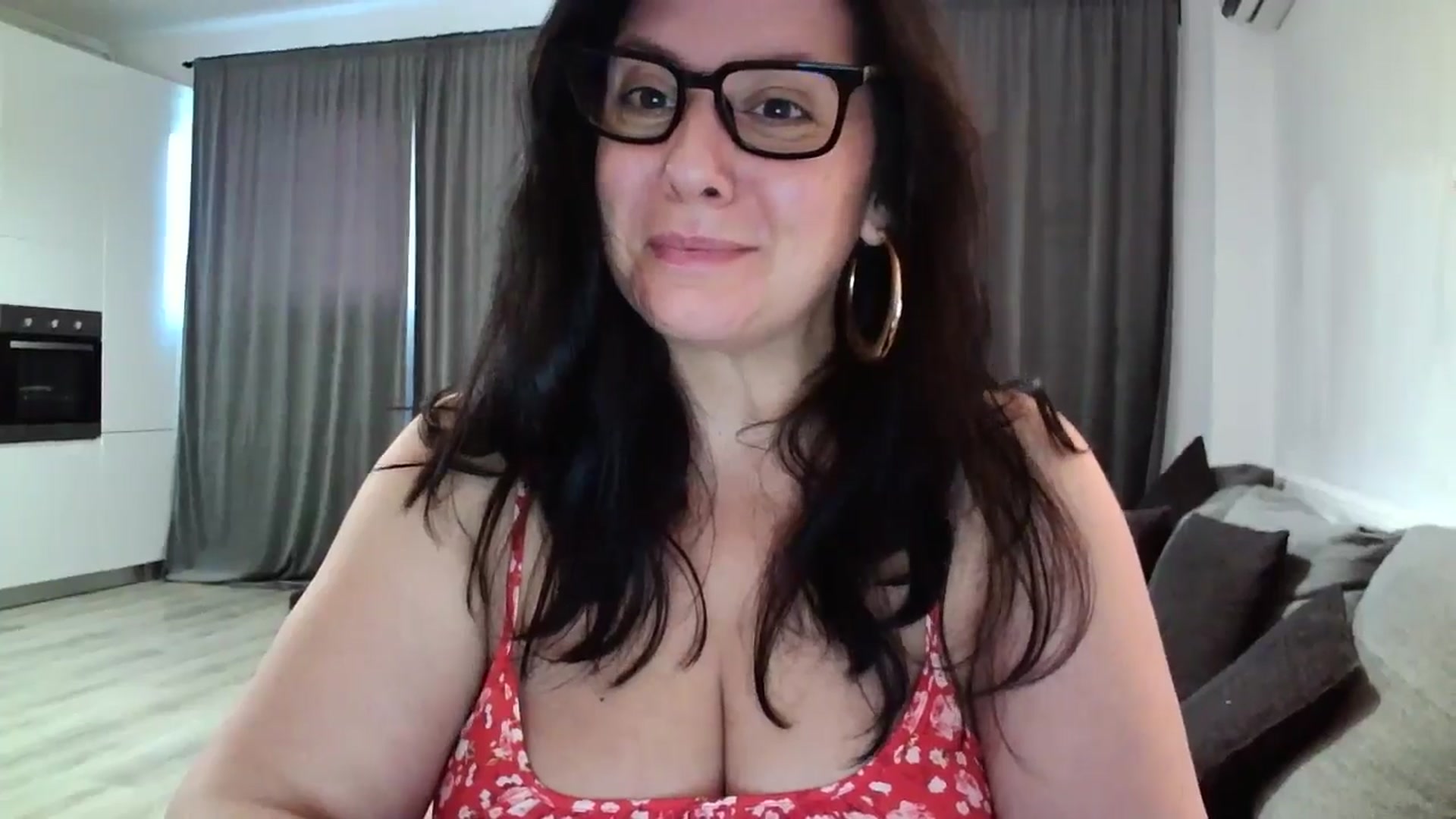 Gallery image thumbnail from SILKYWOMAN's myfreecams stream on, 08/07/2024, 18:58 image 9 of 20