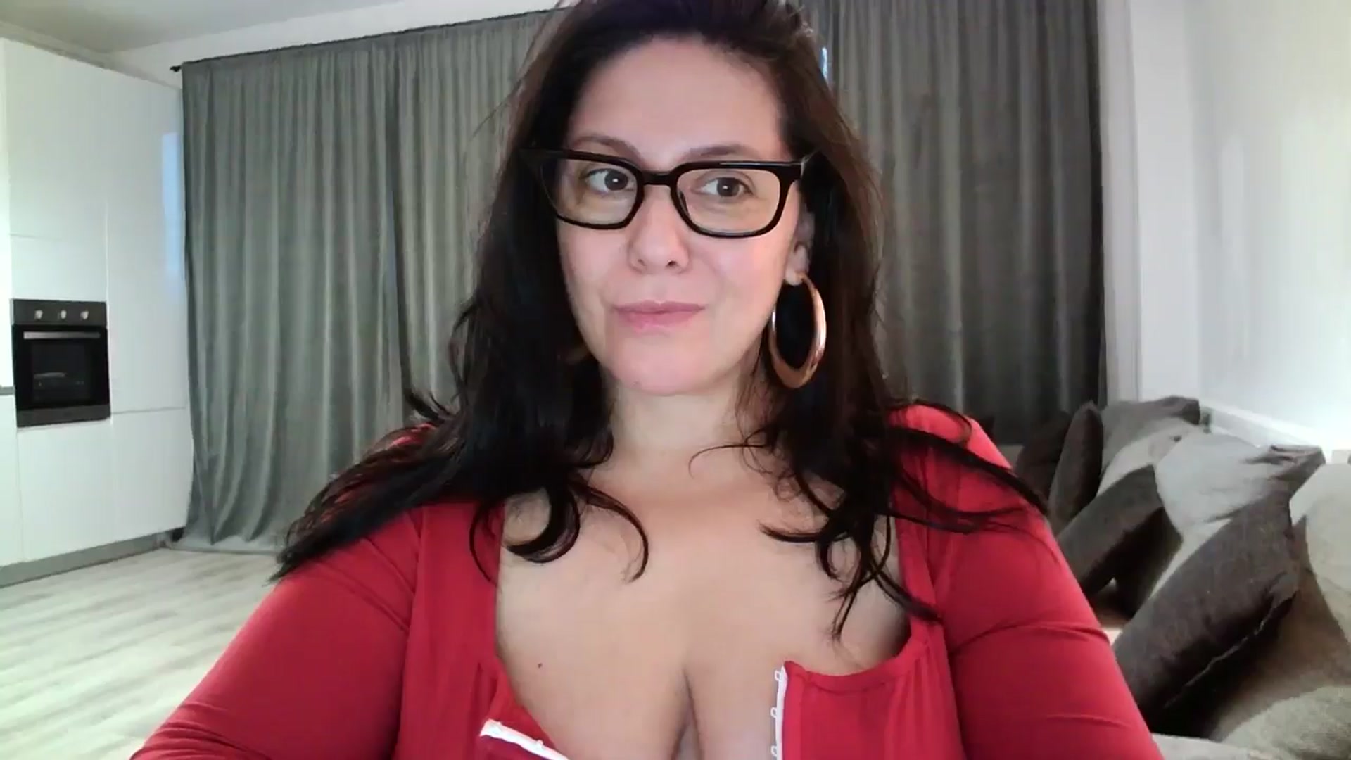 Gallery image thumbnail from SILKYWOMAN's myfreecams stream on, 08/08/2024, 17:55 image 16 of 20
