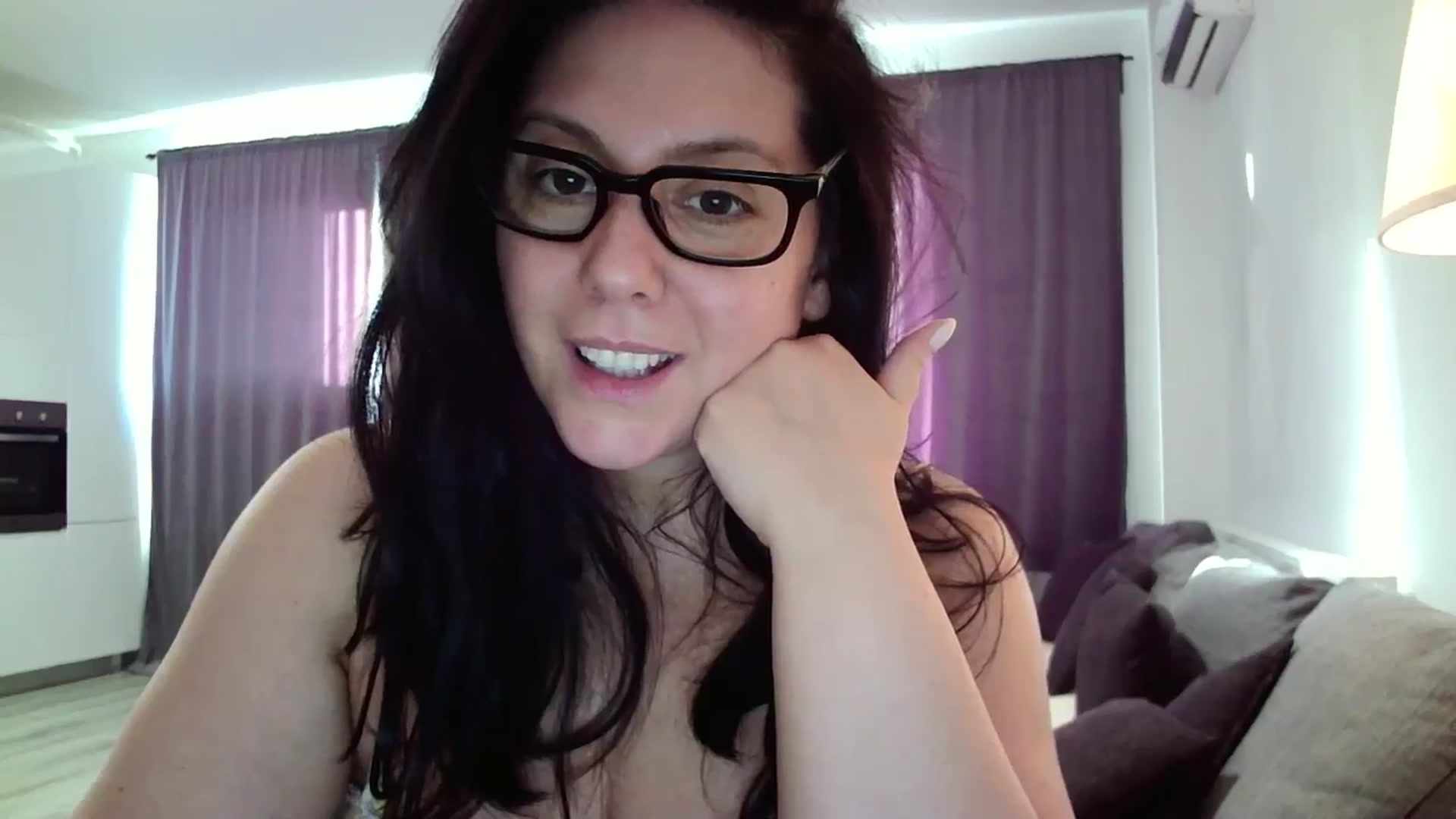 Gallery image thumbnail from SILKYWOMAN's myfreecams stream on, 08/18/2024, 17:08 image 6 of 20