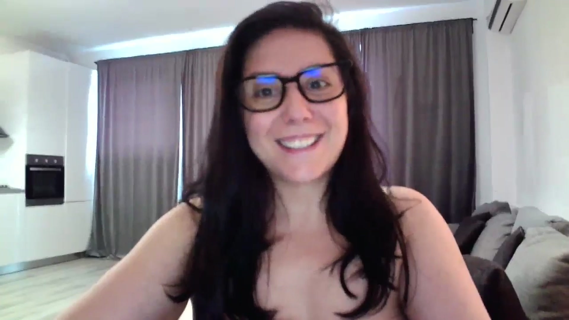 Gallery image thumbnail from SILKYWOMAN's myfreecams stream on, 09/01/2024, 13:28 image 7 of 20
