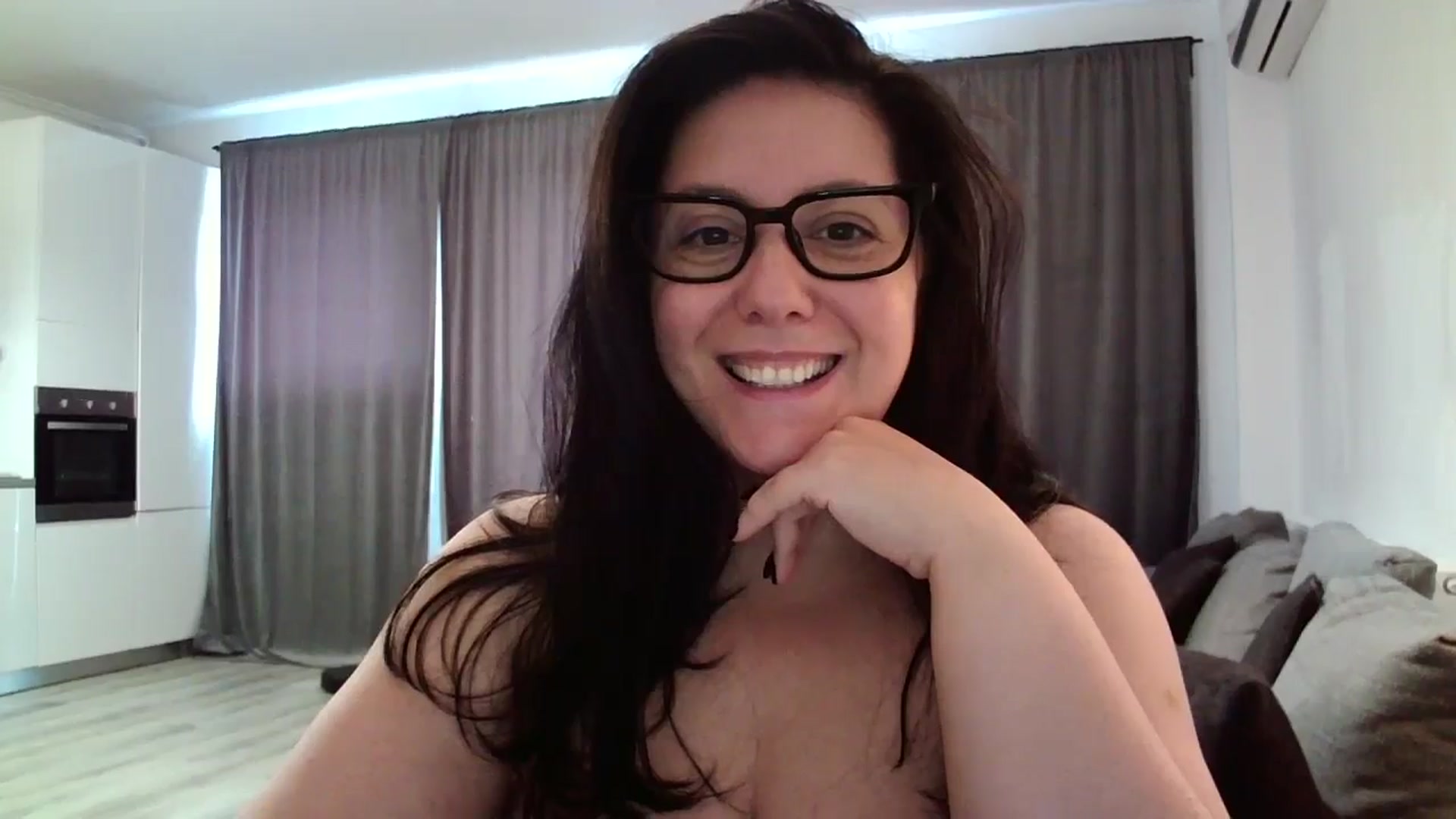 Gallery image thumbnail from SILKYWOMAN's myfreecams stream on, 09/01/2024, 13:28 image 2 of 20
