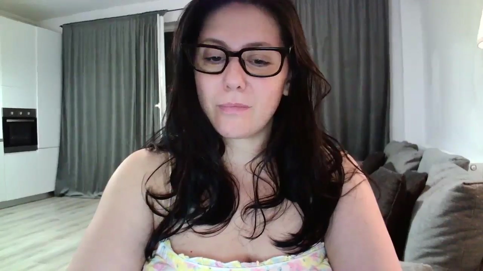 Gallery image thumbnail from SILKYWOMAN's myfreecams stream on, 09/02/2024, 18:28 image 12 of 20