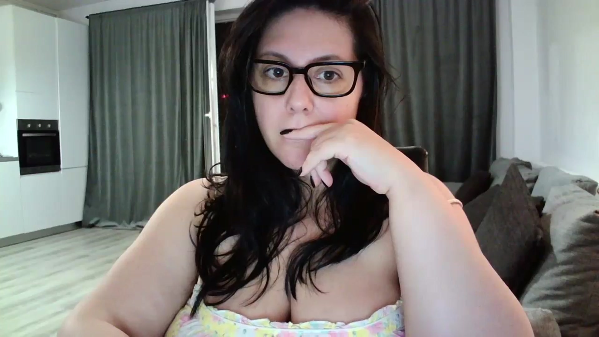 Gallery image thumbnail from SILKYWOMAN's myfreecams stream on, 09/02/2024, 19:57 image 8 of 20