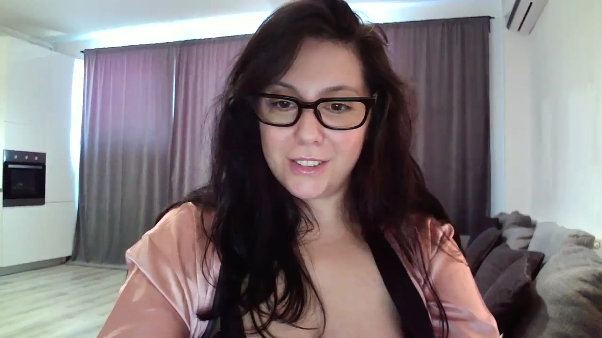 Gallery image thumbnail from SILKYWOMAN's myfreecams stream on, 09/12/2024, 11:46 image 15 of 20
