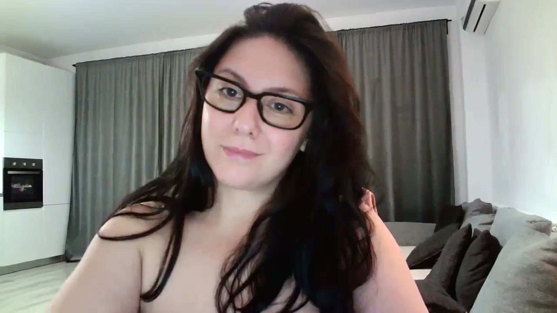 Gallery image thumbnail from SILKYWOMAN's myfreecams stream on, 09/12/2024, 19:27 image 11 of 20