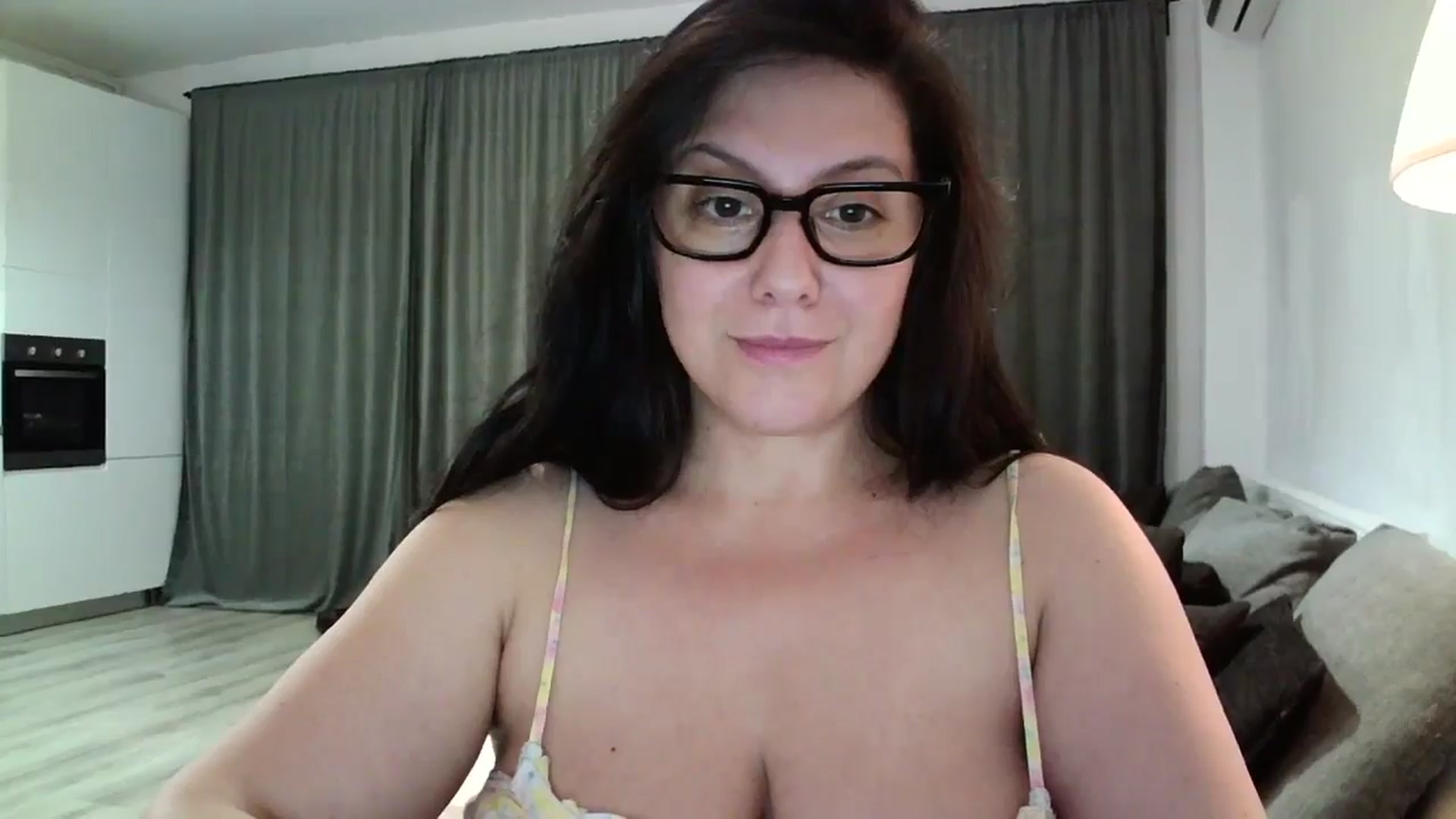 Gallery image thumbnail from SILKYWOMAN's myfreecams stream on, 09/27/2024, 16:50 image 9 of 20