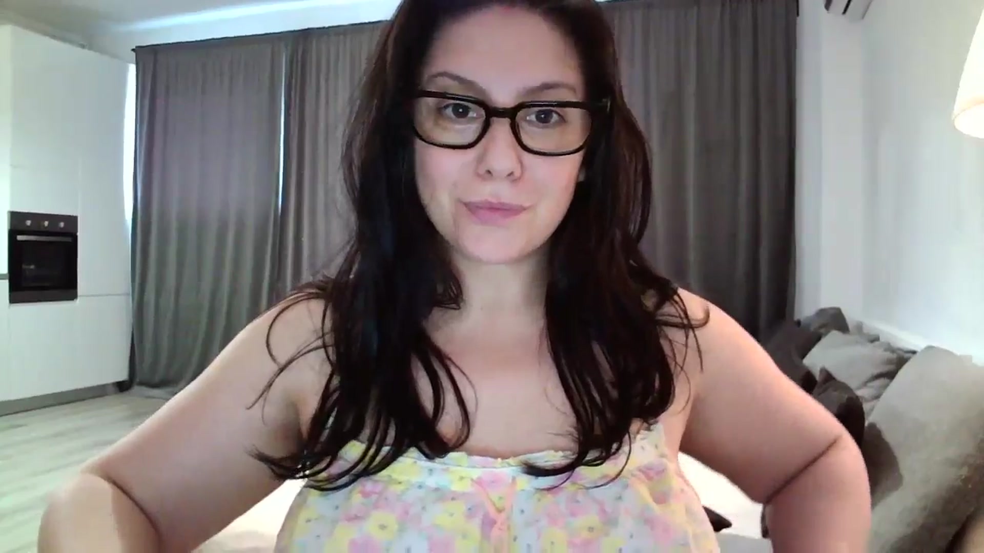 Gallery image thumbnail from SILKYWOMAN's myfreecams stream on, 09/30/2024, 13:40 image 5 of 20